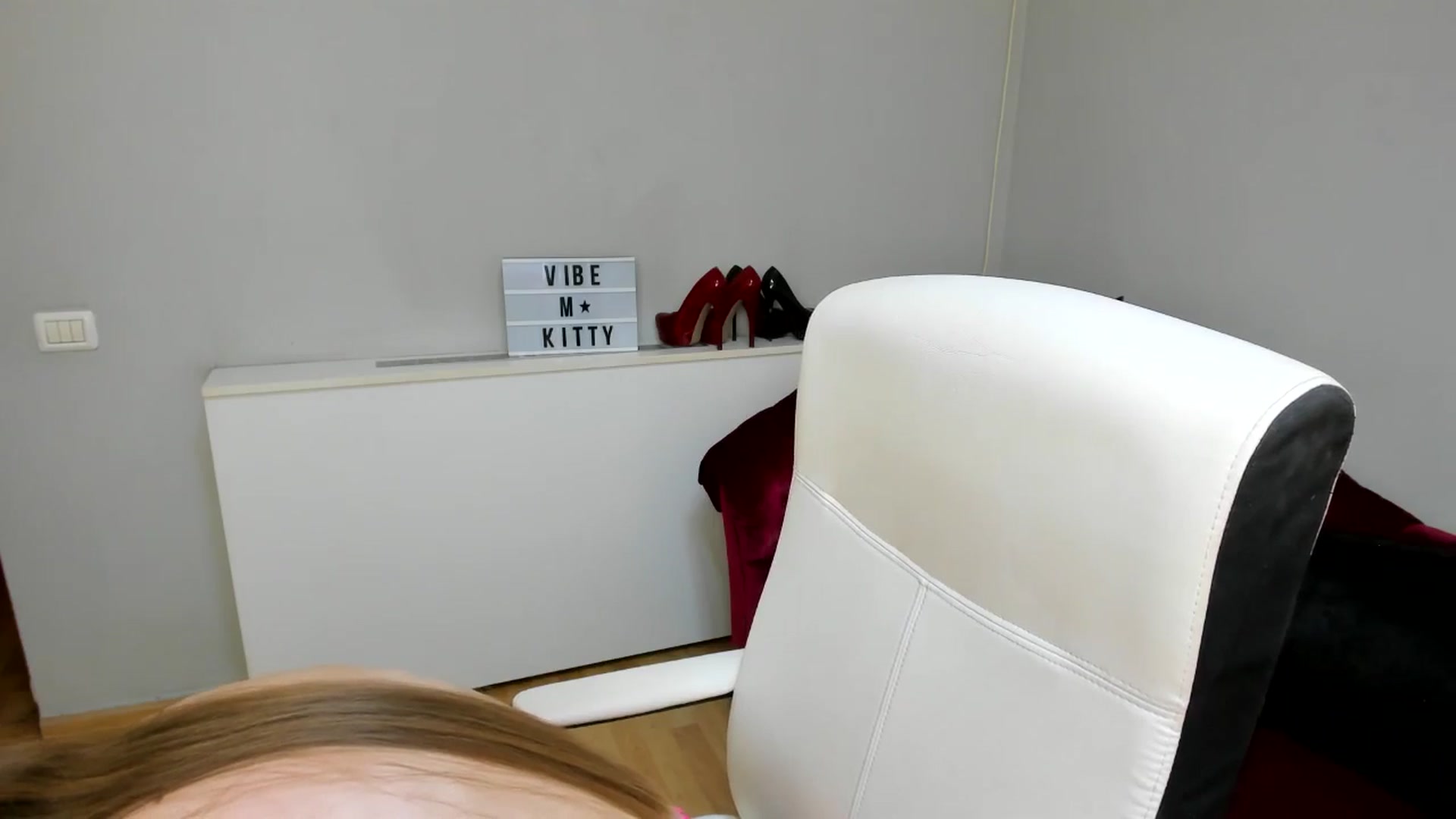 Gallery image thumbnail from DarinaBlum's myfreecams stream on, 01/11/2026, 16:28 image 12 of 20