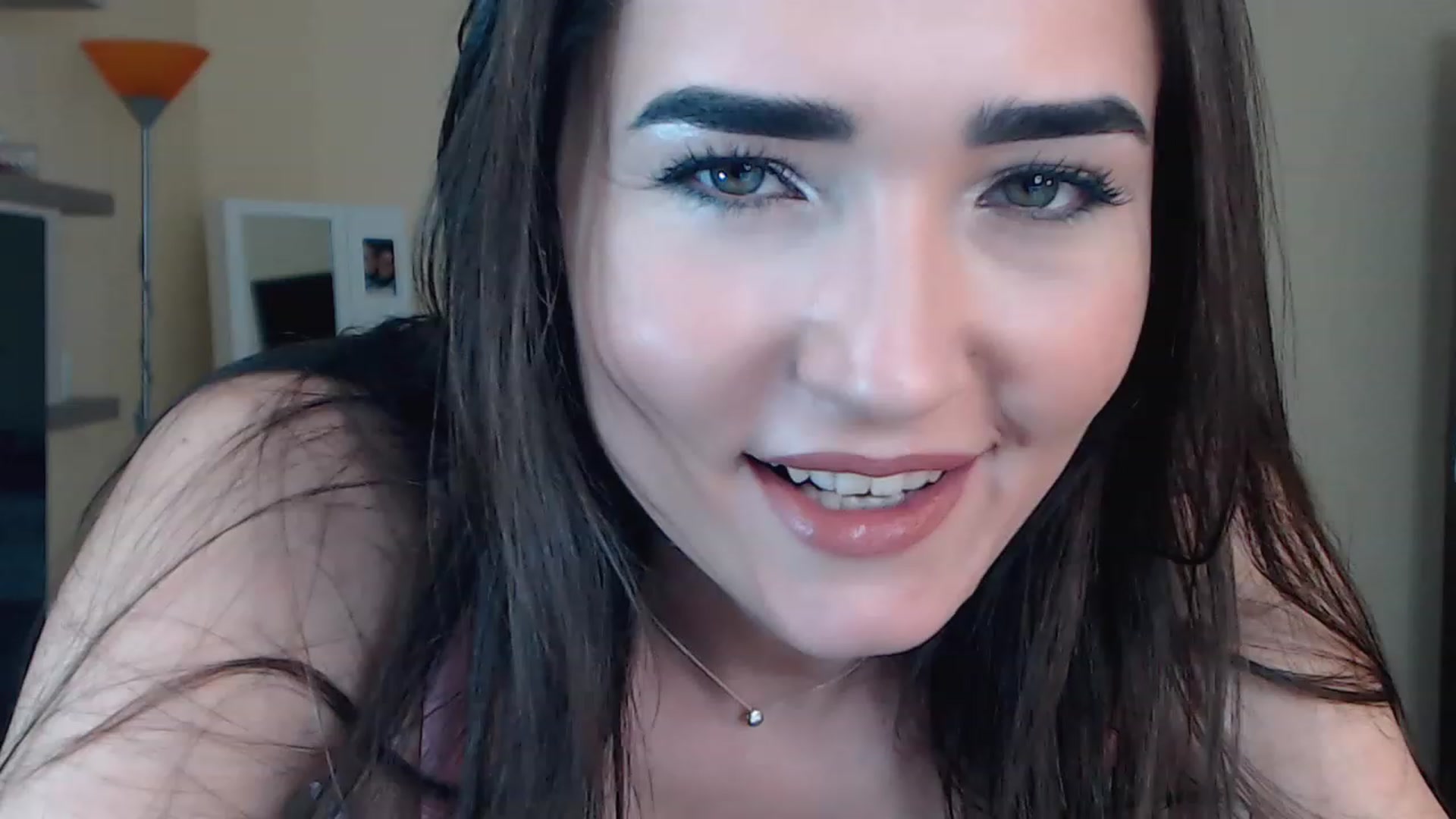 Gallery image thumbnail from DarkArwennie's myfreecams stream on, 11/14/2022, 17:04 image 20 of 20
