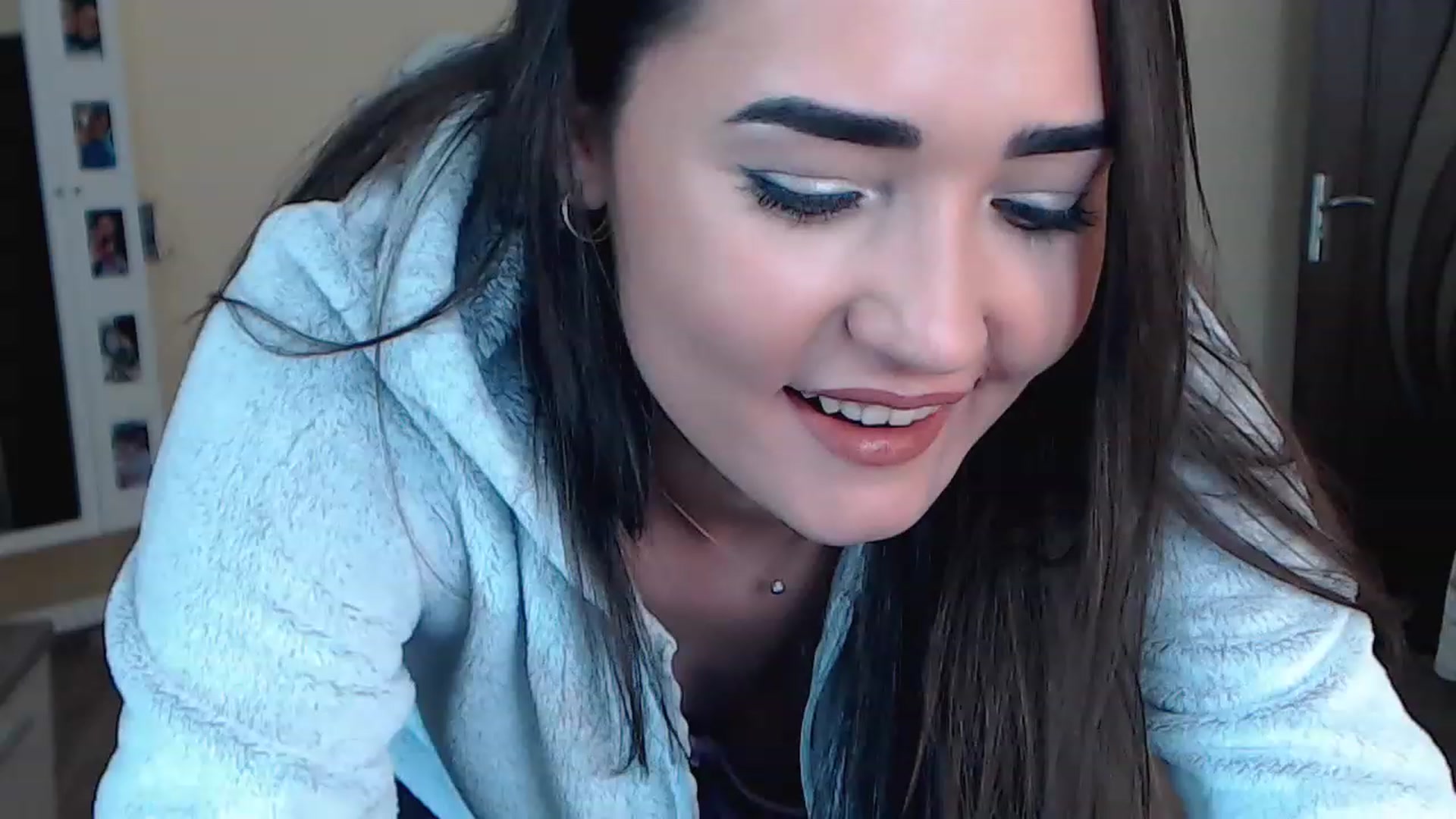 Gallery image thumbnail from DarkArwennie's myfreecams stream on, 11/14/2022, 17:04 image 5 of 20