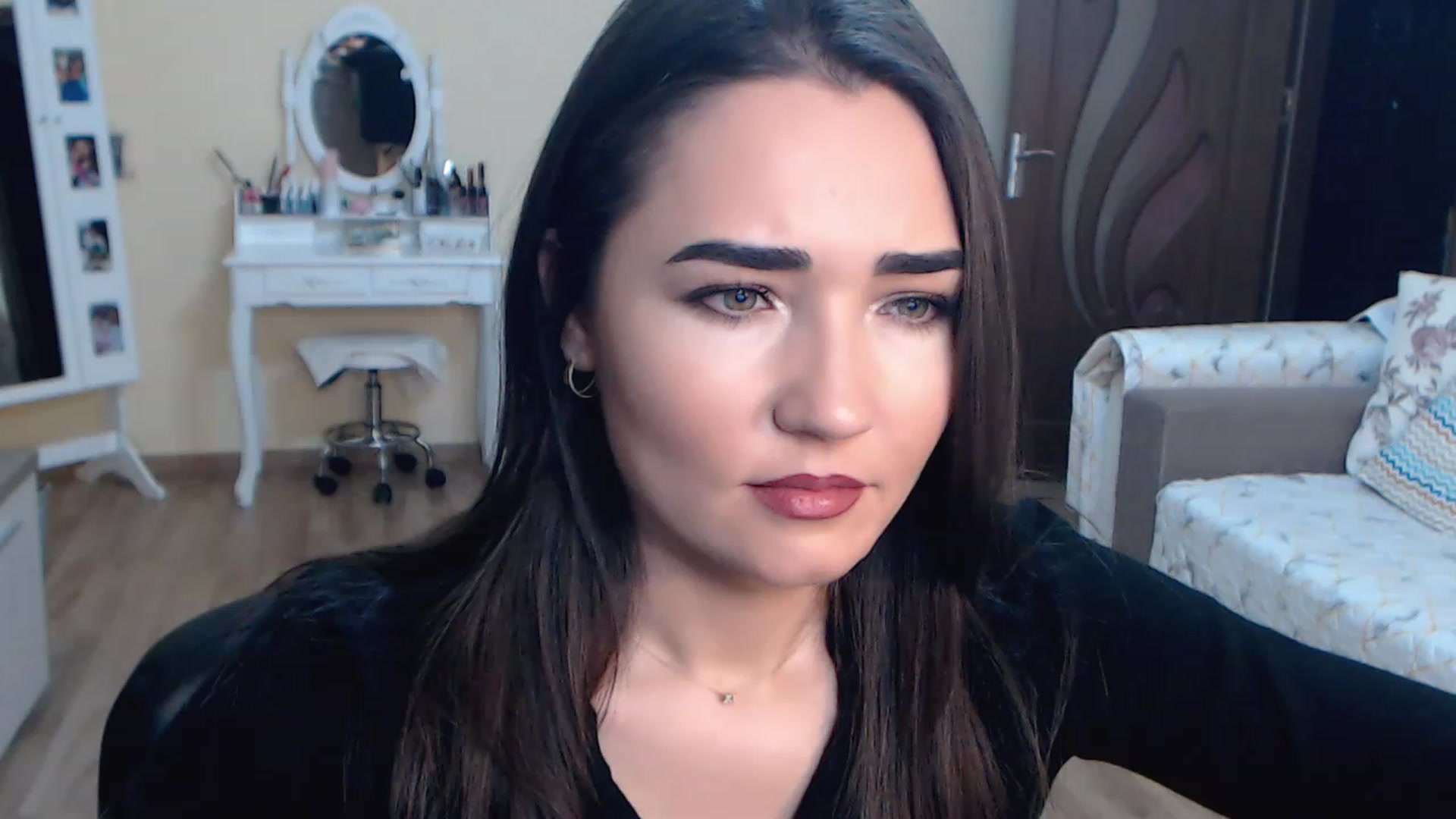 Gallery image thumbnail from DarkArwennie's myfreecams stream on, 12/06/2022, 16:23 image 1 of 20