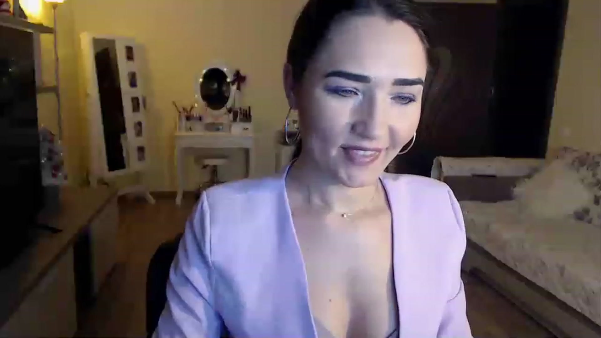 Gallery image thumbnail from DarkArwennie's myfreecams stream on, 01/13/2023, 16:29 image 3 of 20