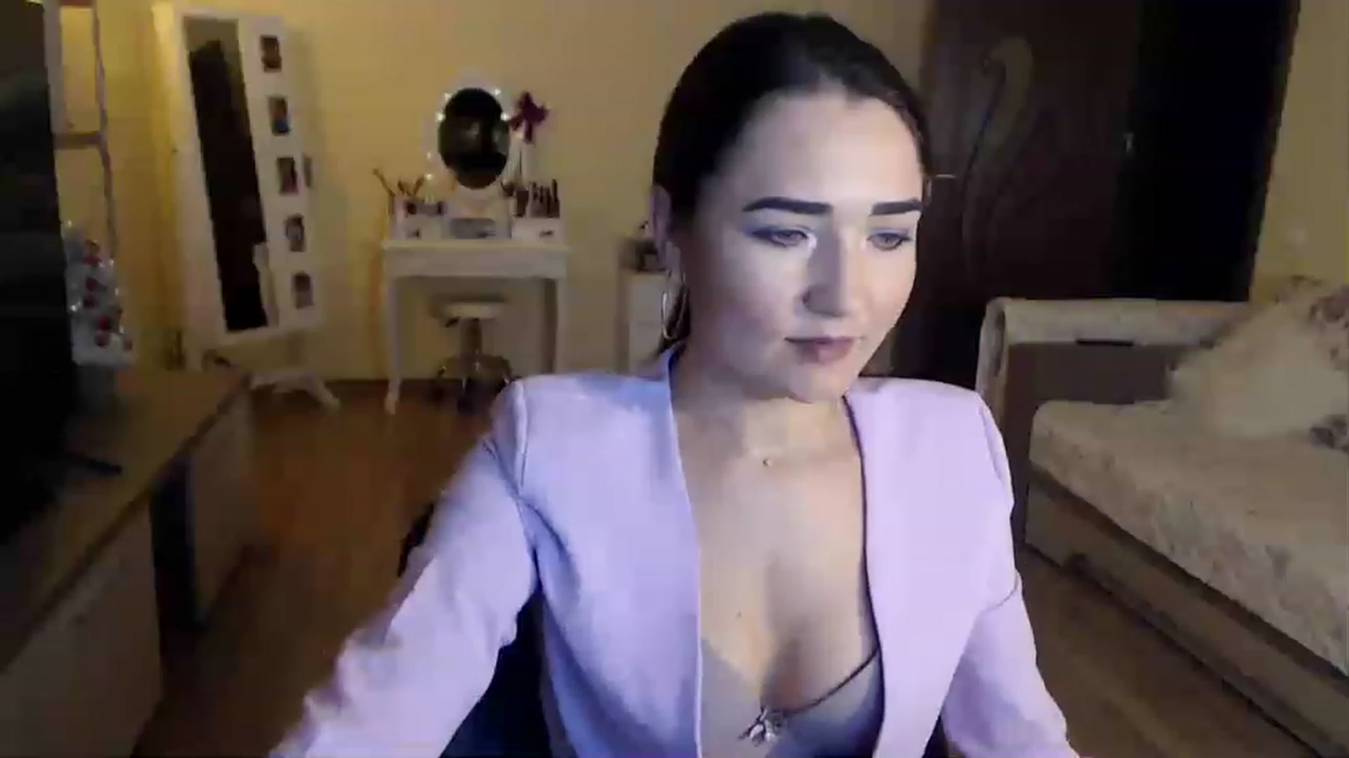 Gallery image thumbnail from DarkArwennie's myfreecams stream on, 01/13/2023, 16:29 image 2 of 20
