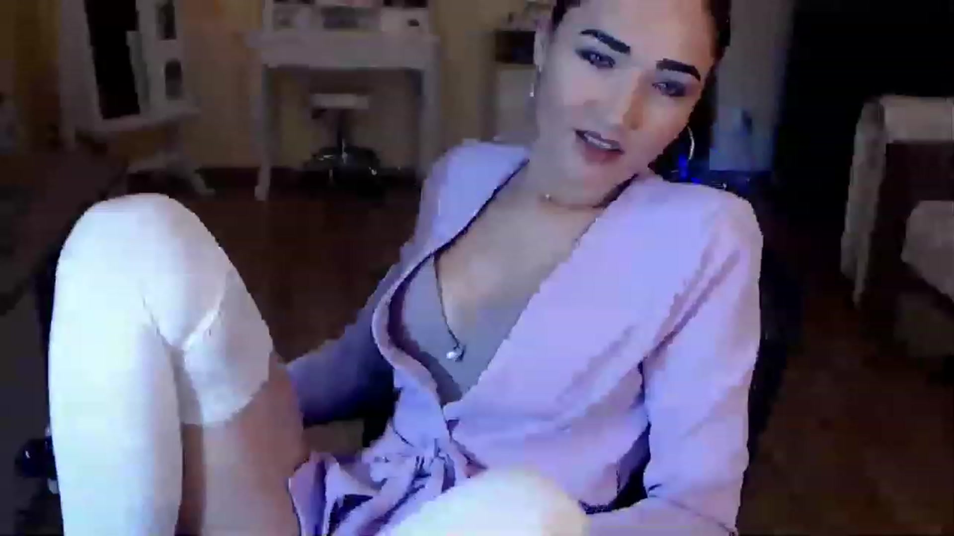 Gallery image thumbnail from DarkArwennie's myfreecams stream on, 01/13/2023, 17:49 image 13 of 20