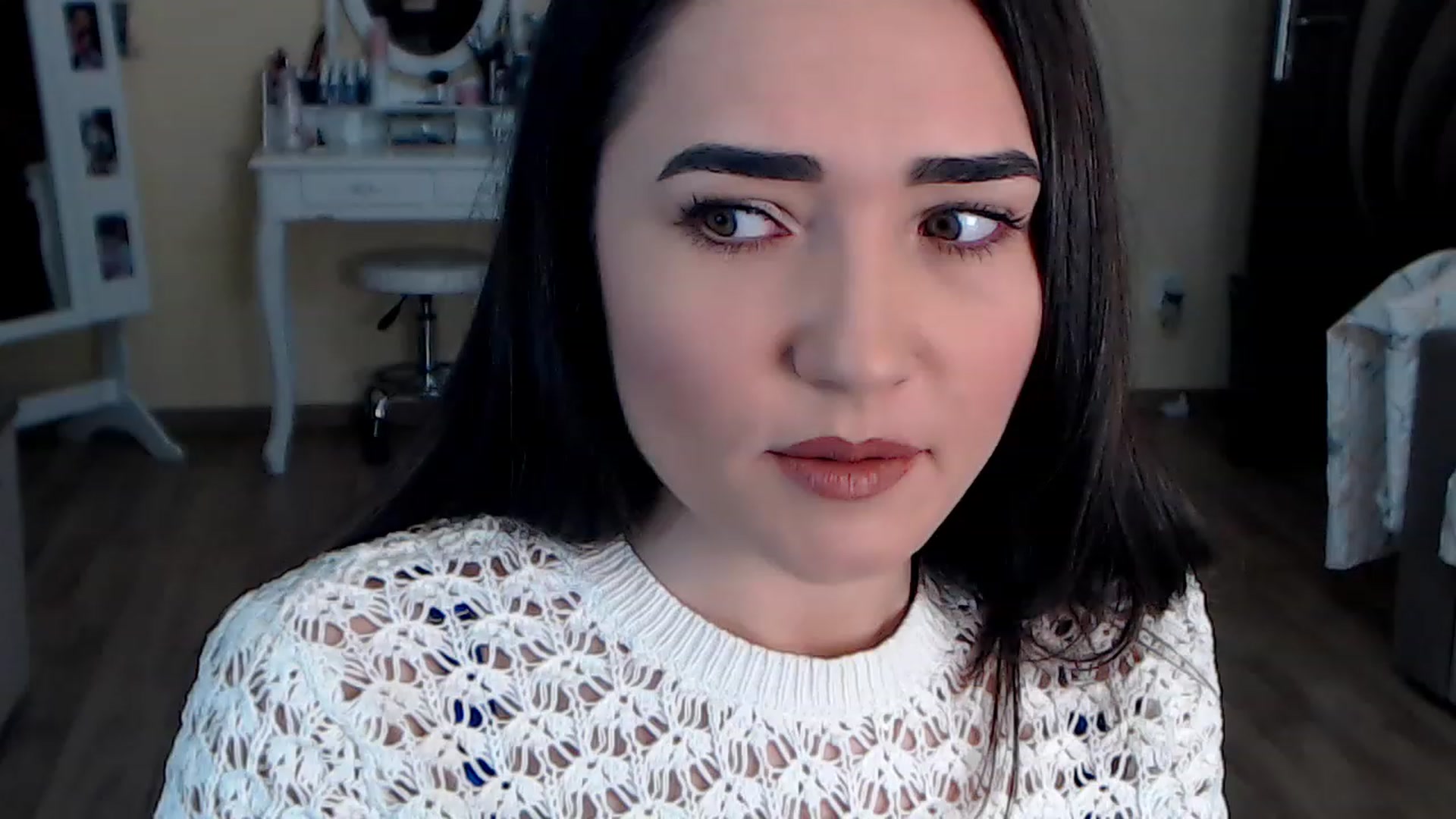 Gallery image thumbnail from DarkArwennie's myfreecams stream on, 01/31/2023, 15:38 image 18 of 20