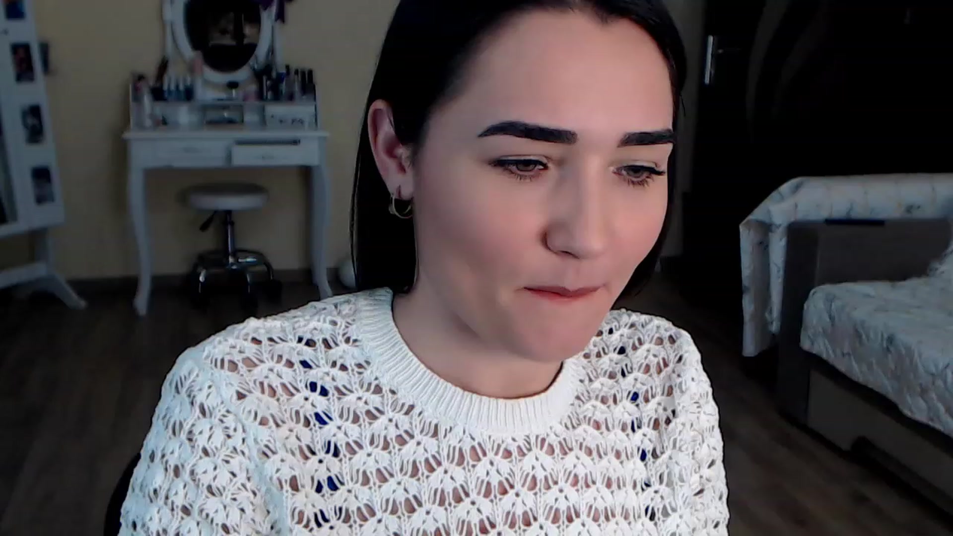 Gallery image thumbnail from DarkArwennie's myfreecams stream on, 01/31/2023, 17:33 image 14 of 20
