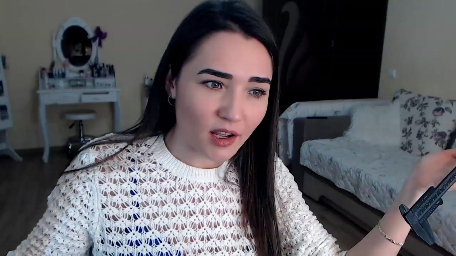 Gallery image thumbnail from DarkArwennie's myfreecams stream on, 01/31/2023, 17:33 image 9 of 20