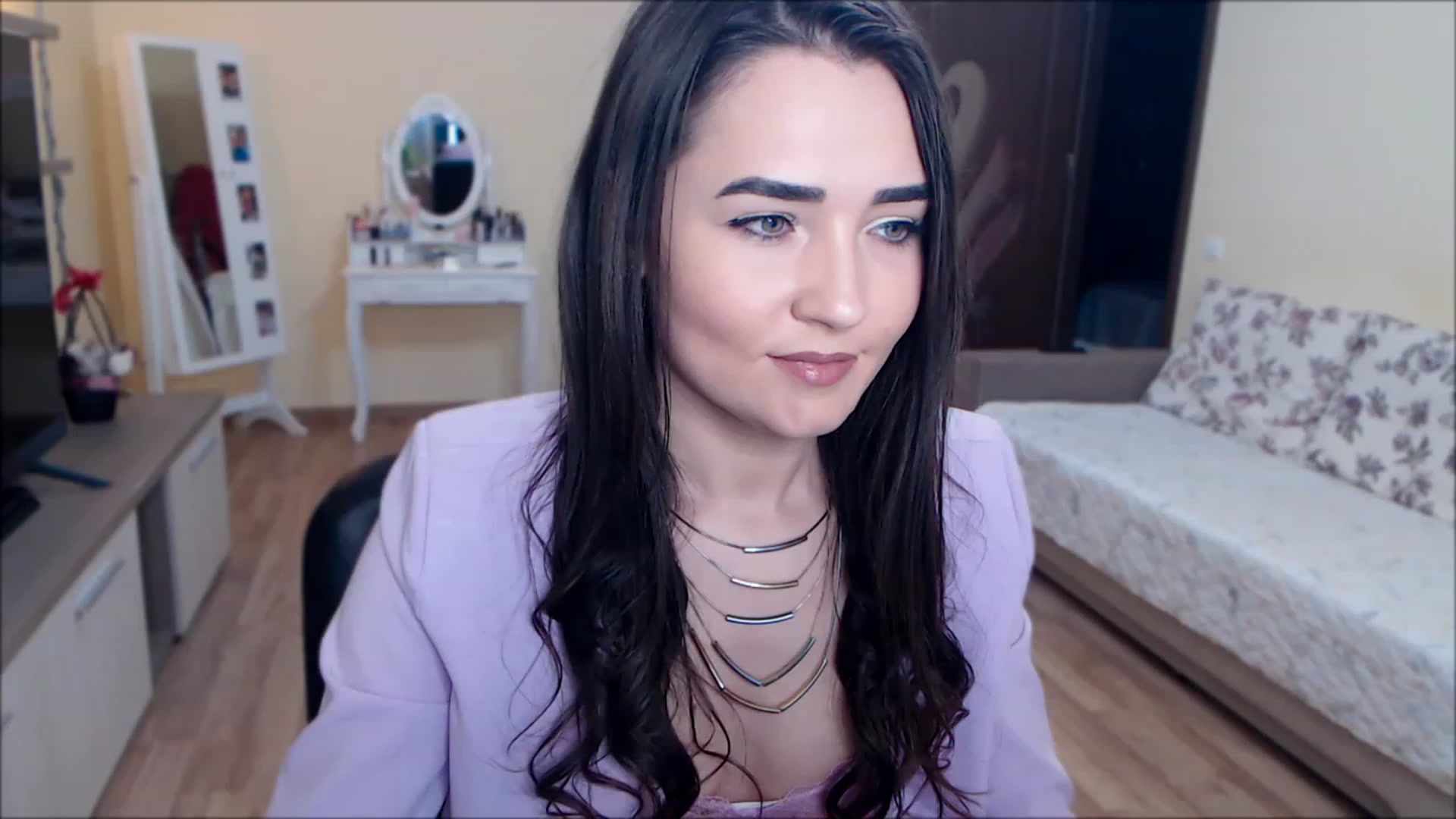 Gallery image thumbnail from DarkArwennie's myfreecams stream on, 03/10/2023, 15:45 image 2 of 20