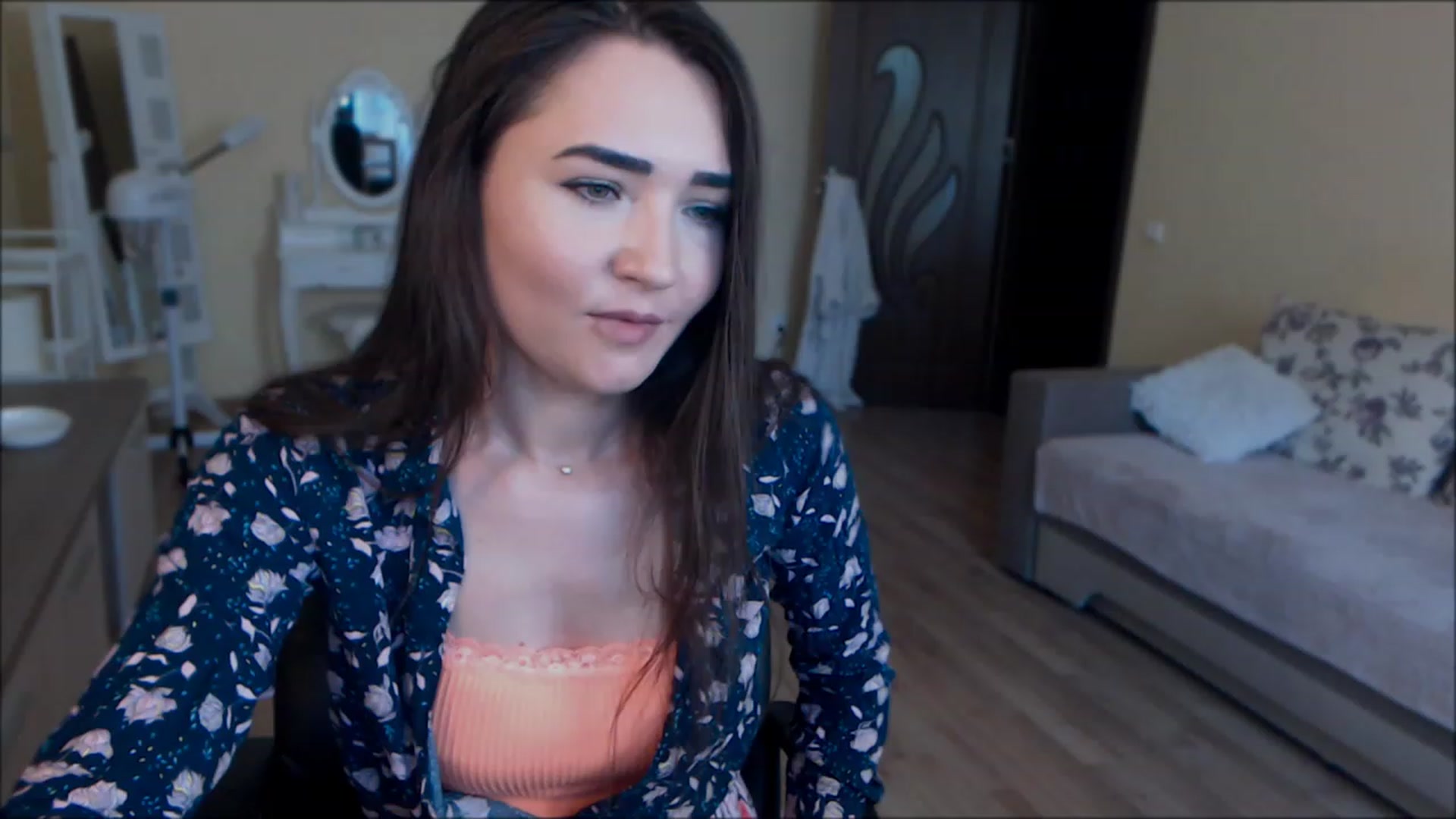 Gallery image thumbnail from DarkArwennie's myfreecams stream on, 06/20/2023, 11:58 image 9 of 20
