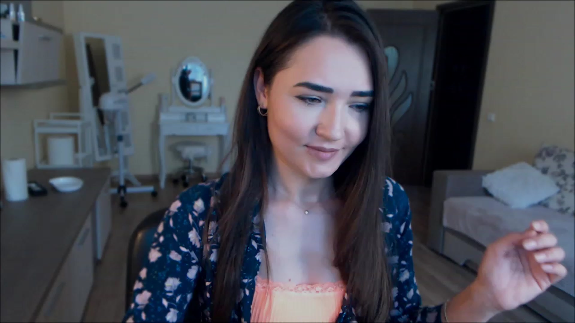 Gallery image thumbnail from DarkArwennie's myfreecams stream on, 06/20/2023, 11:58 image 1 of 20