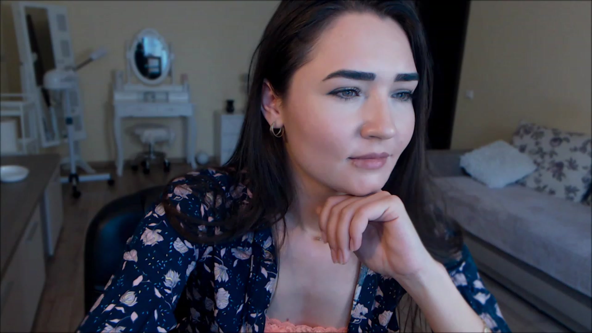 Gallery image thumbnail from DarkArwennie's myfreecams stream on, 06/20/2023, 11:58 image 13 of 20