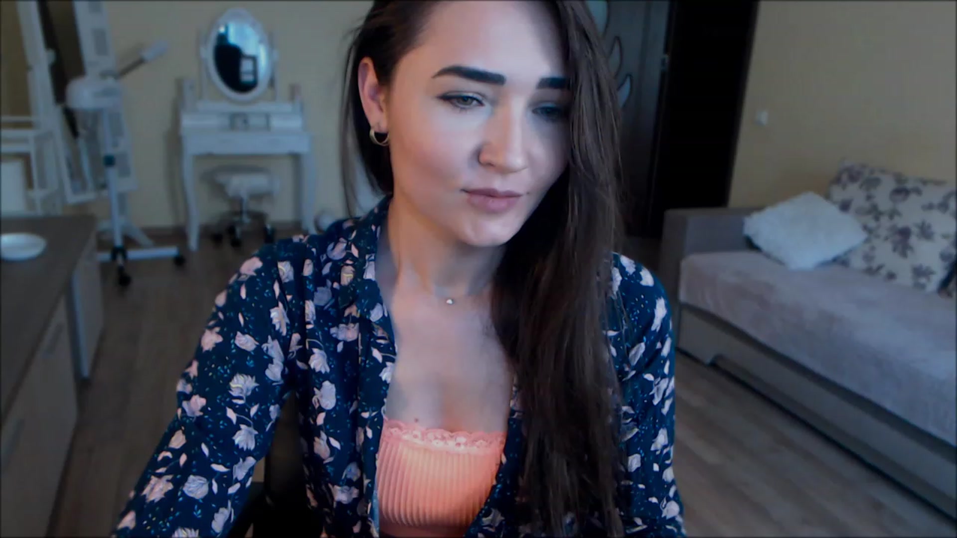 Gallery image thumbnail from DarkArwennie's myfreecams stream on, 06/20/2023, 11:58 image 5 of 20