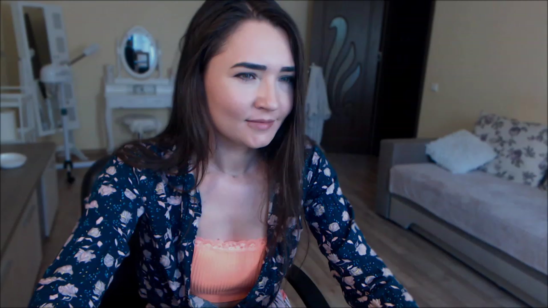Gallery image thumbnail from DarkArwennie's myfreecams stream on, 06/20/2023, 11:58 image 10 of 20