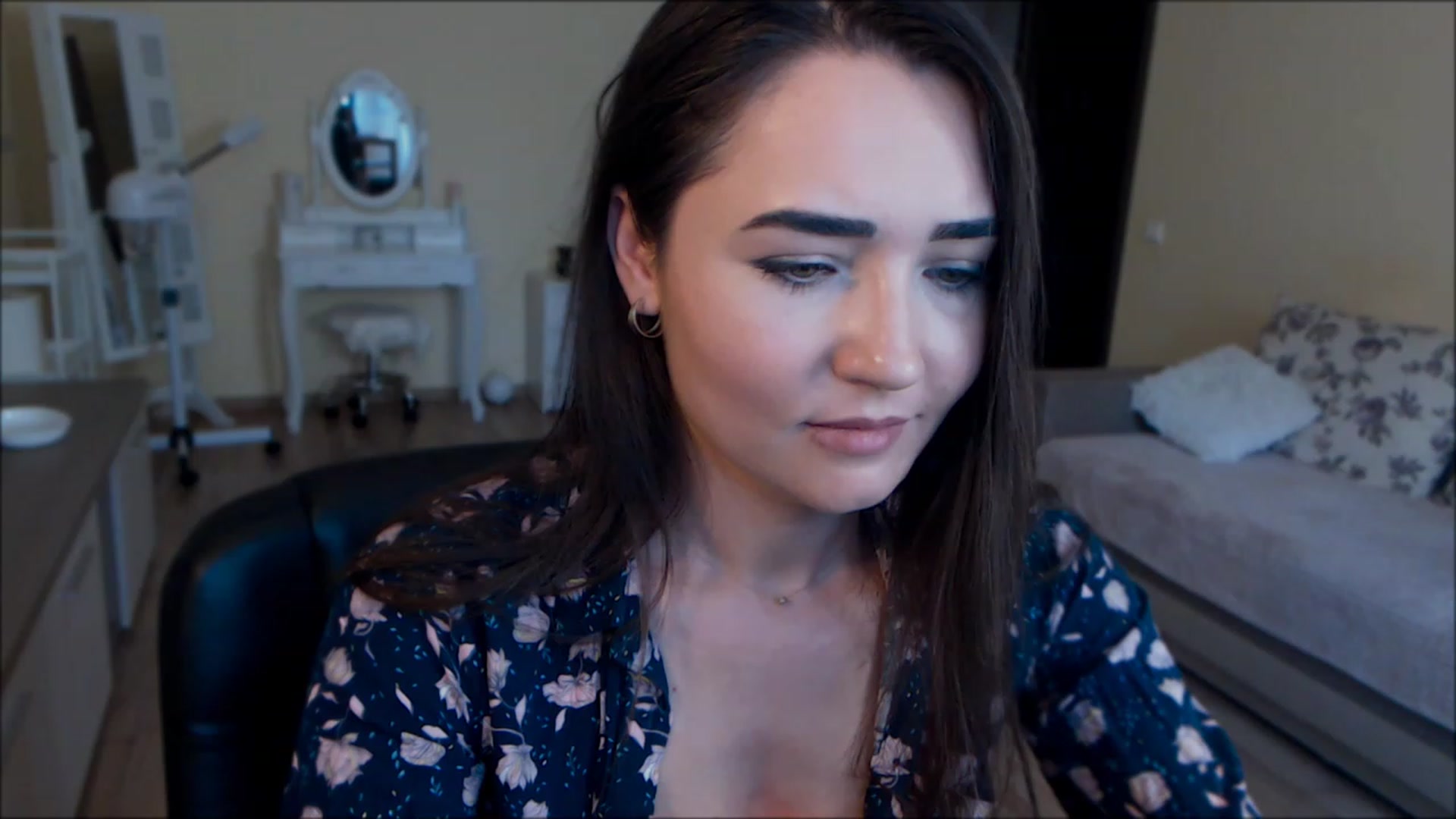 Gallery image thumbnail from DarkArwennie's myfreecams stream on, 06/20/2023, 11:58 image 11 of 20