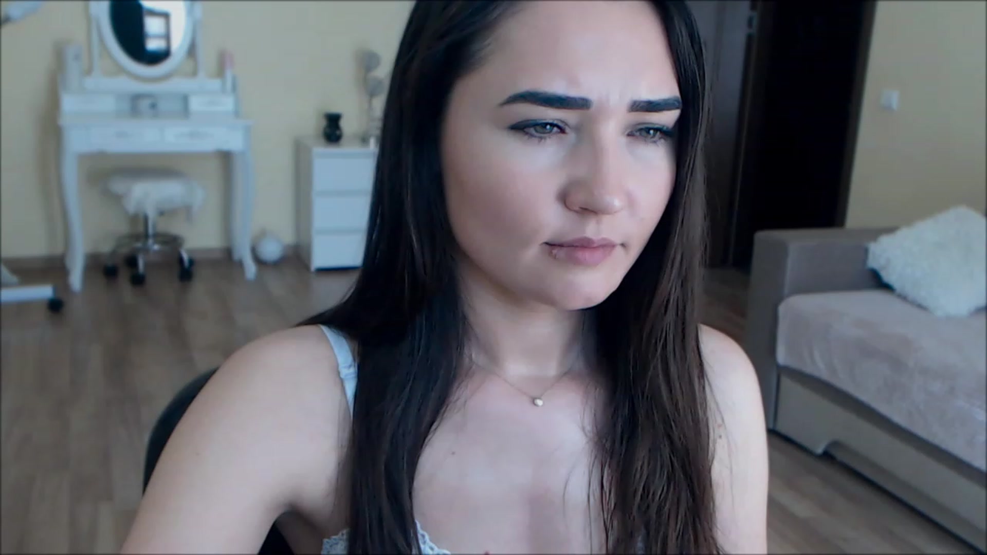 Gallery image thumbnail from DarkArwennie's myfreecams stream on, 06/20/2023, 14:44 image 6 of 20