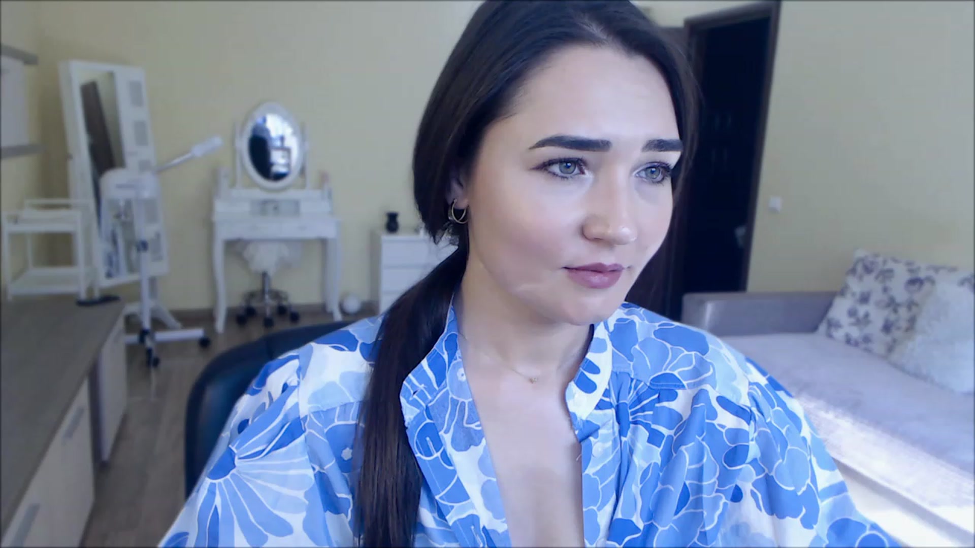 Gallery image thumbnail from DarkArwennie's myfreecams stream on, 06/27/2023, 15:45 image 3 of 20