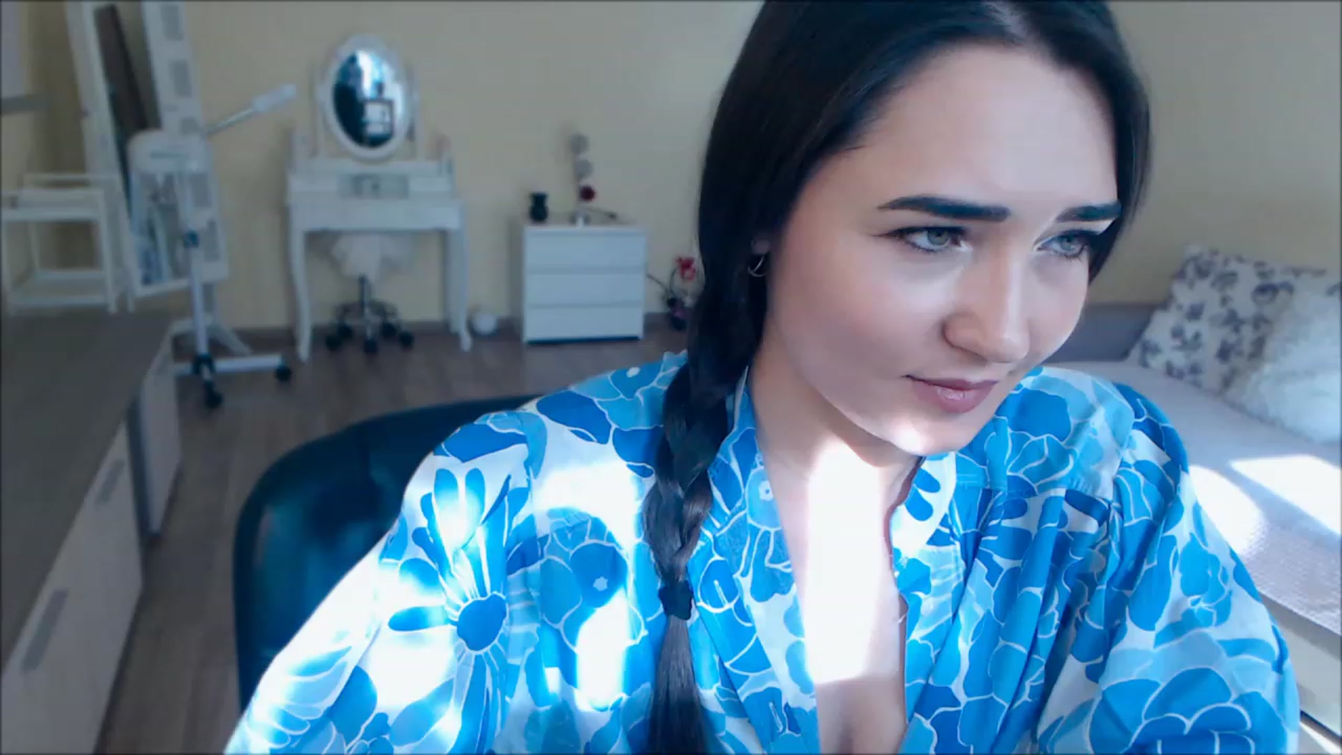 Gallery image thumbnail from DarkArwennie's myfreecams stream on, 06/27/2023, 15:45 image 12 of 20