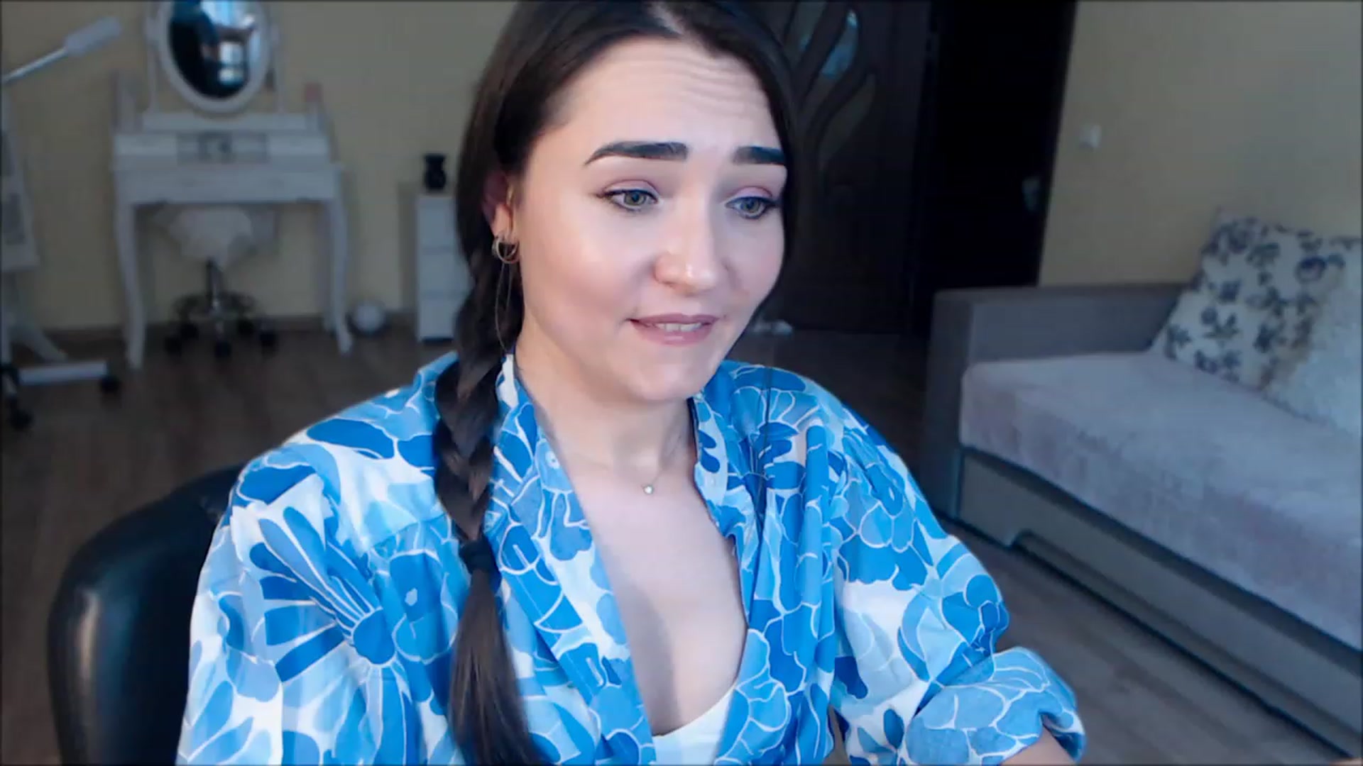 Gallery image thumbnail from DarkArwennie's myfreecams stream on, 06/27/2023, 17:37 image 14 of 20