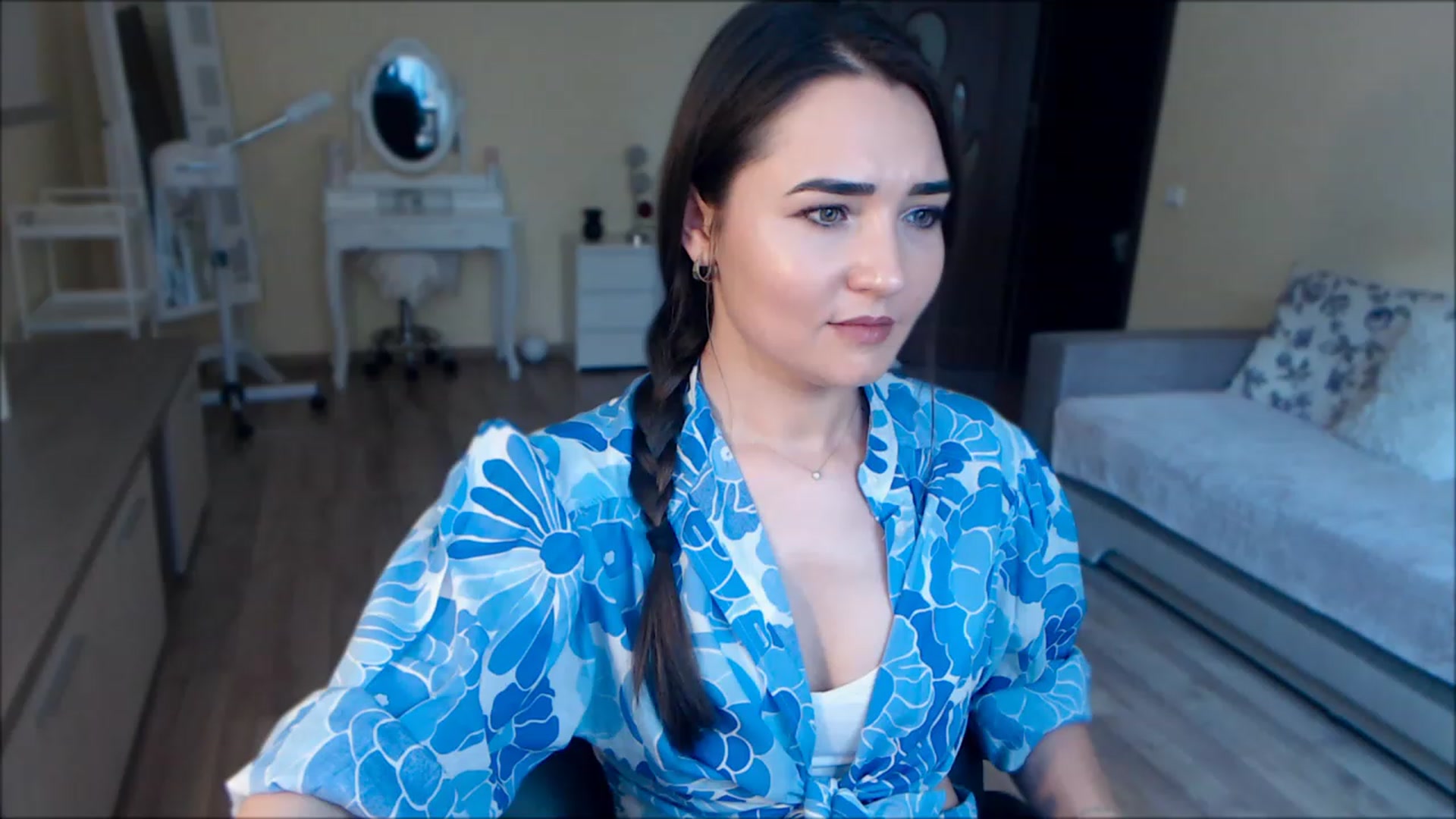 Gallery image thumbnail from DarkArwennie's myfreecams stream on, 06/27/2023, 17:37 image 5 of 20