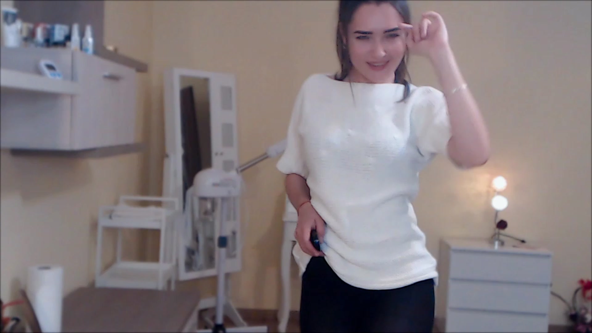 Gallery image thumbnail from DarkArwennie's myfreecams stream on, 06/29/2023, 17:50 image 5 of 20
