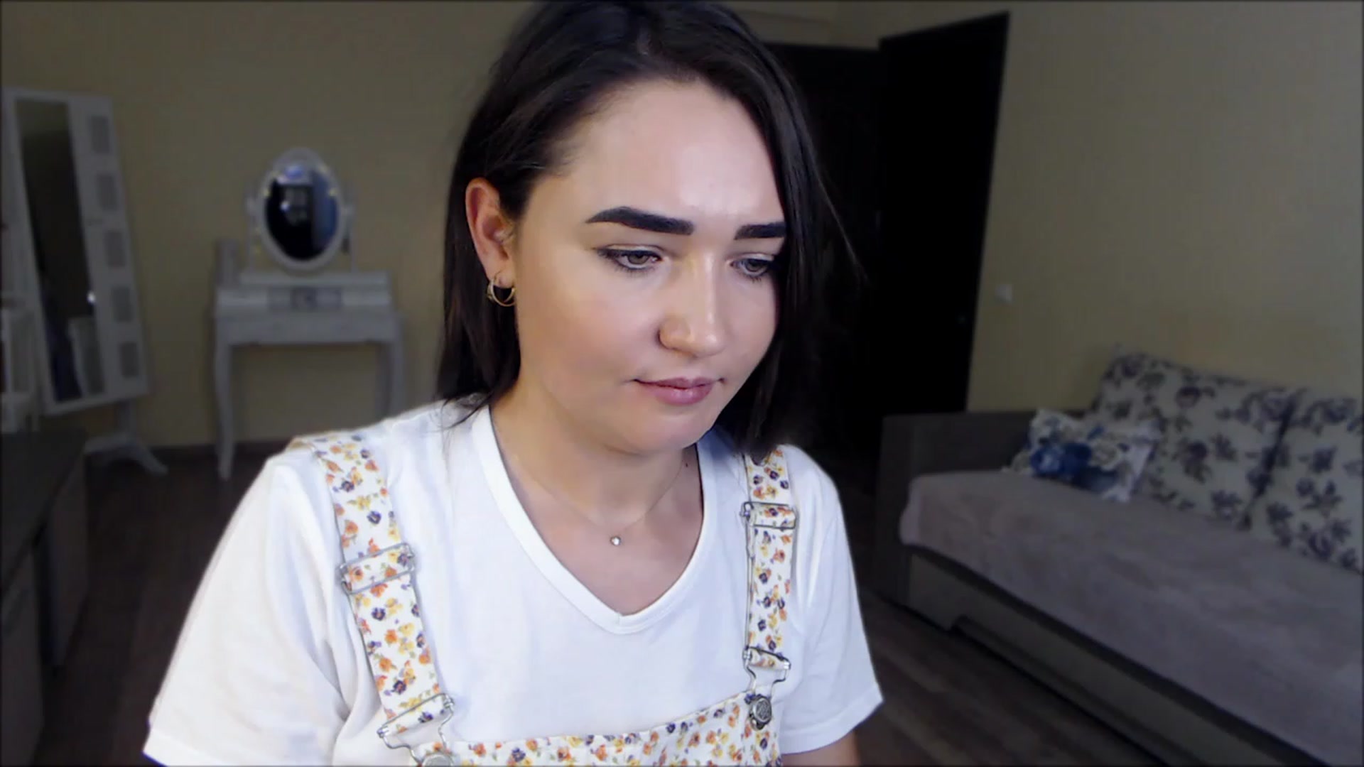 Gallery image thumbnail from DarkArwennie's myfreecams stream on, 08/11/2023, 17:24 image 15 of 20