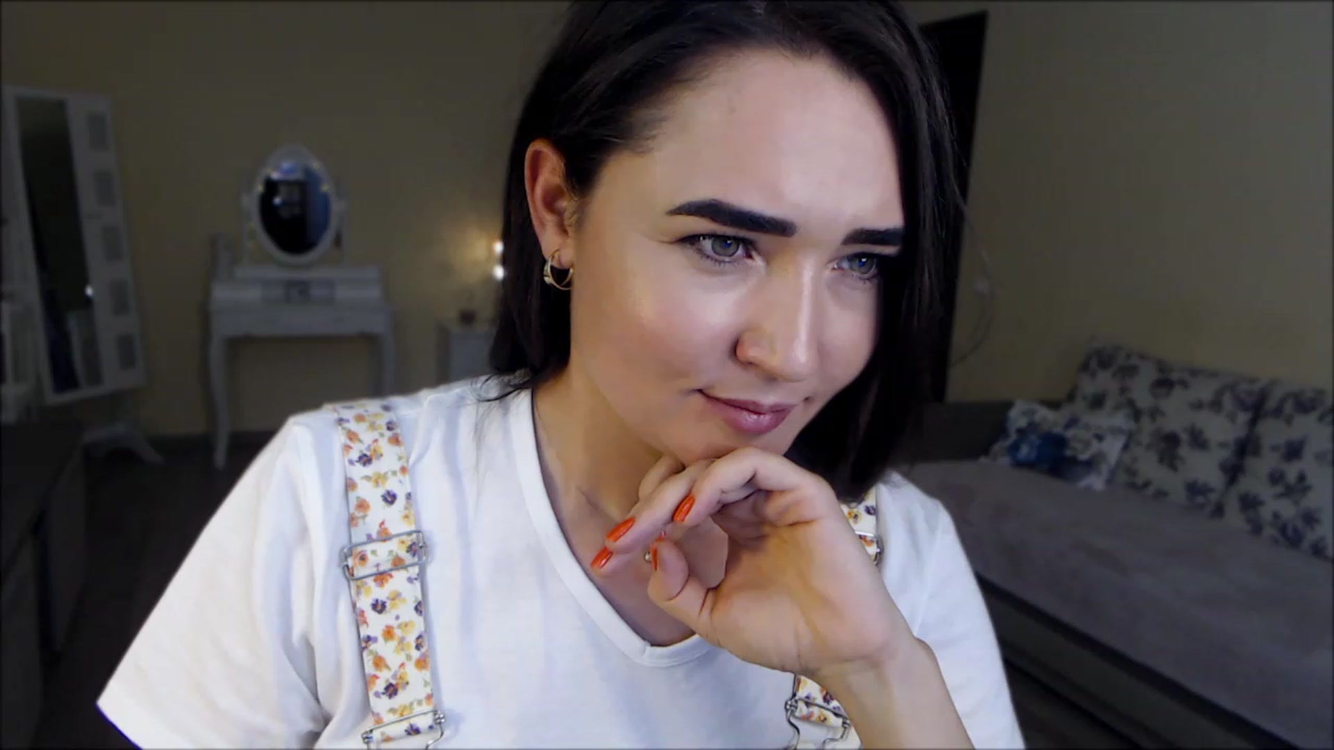 Gallery image thumbnail from DarkArwennie's myfreecams stream on, 08/11/2023, 17:24 image 14 of 20