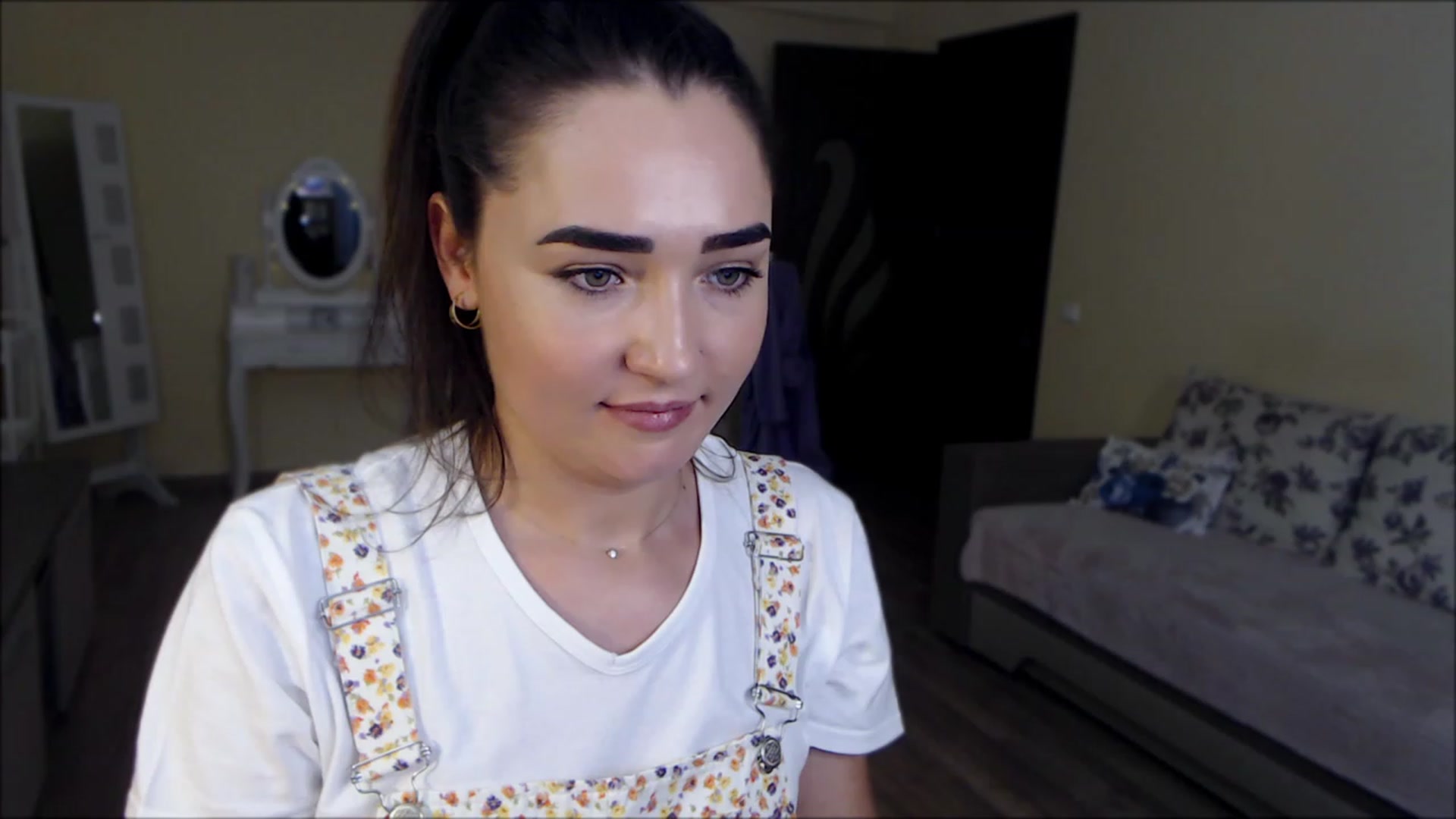 Gallery image thumbnail from DarkArwennie's myfreecams stream on, 08/11/2023, 17:24 image 18 of 20