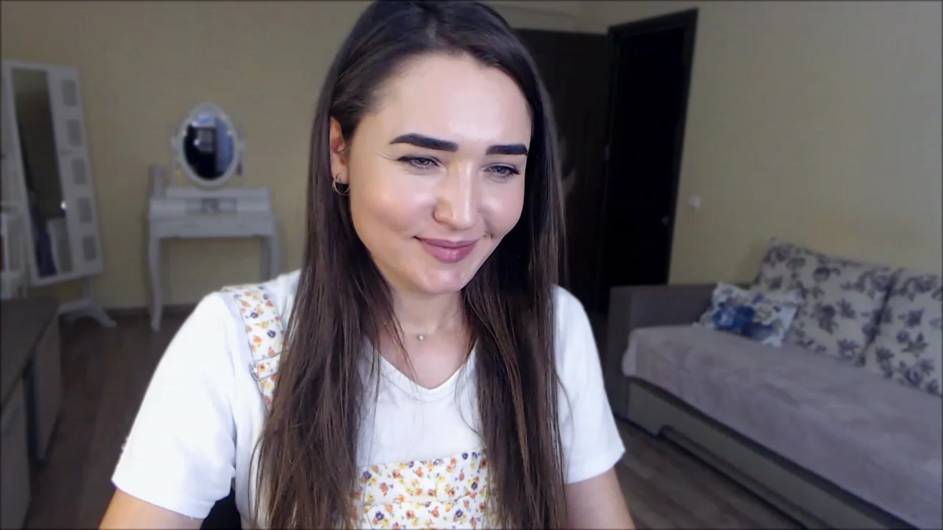 Gallery image thumbnail from DarkArwennie's myfreecams stream on, 08/11/2023, 17:24 image 9 of 20