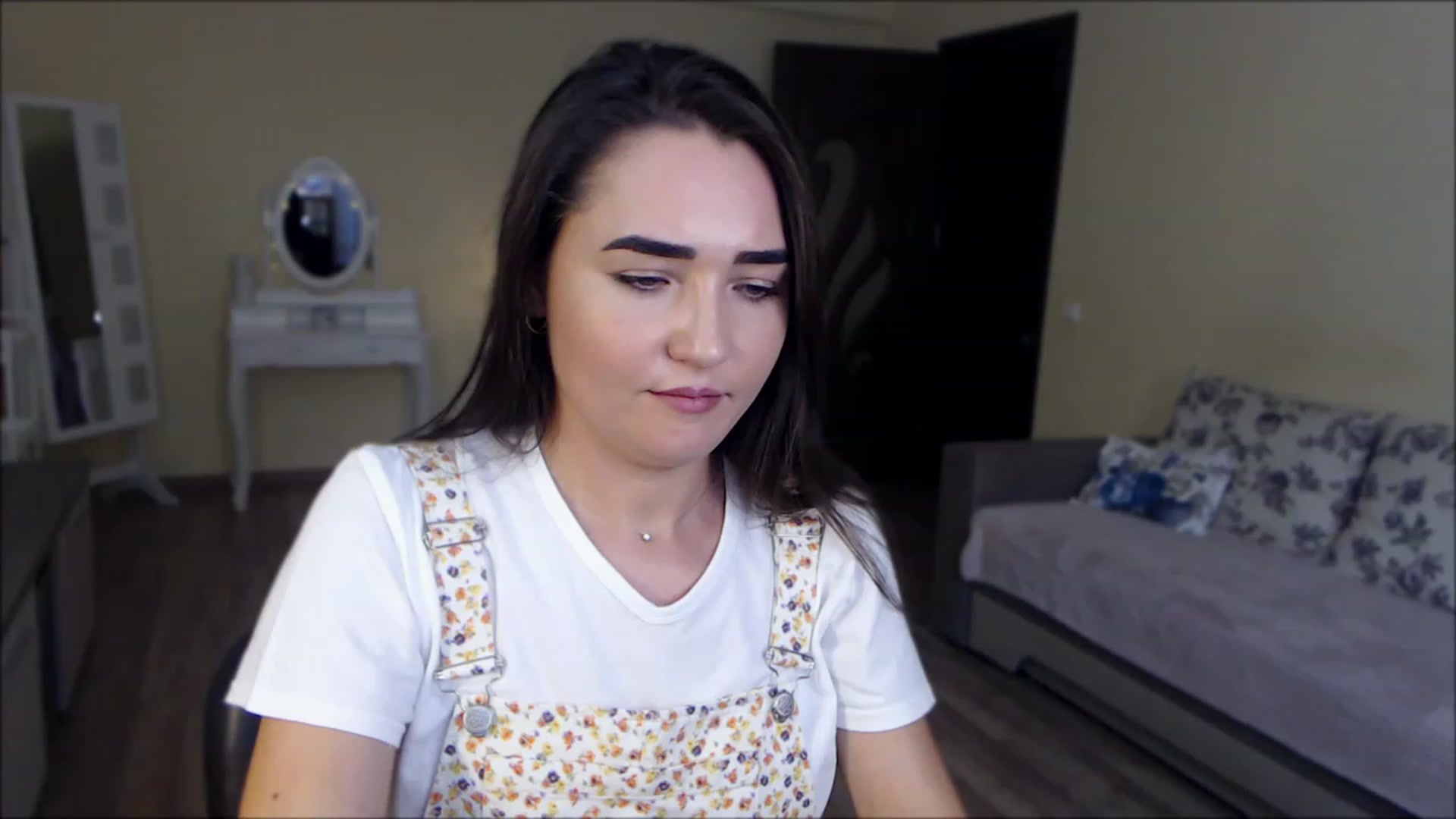 Gallery image thumbnail from DarkArwennie's myfreecams stream on, 08/11/2023, 17:24 image 5 of 20