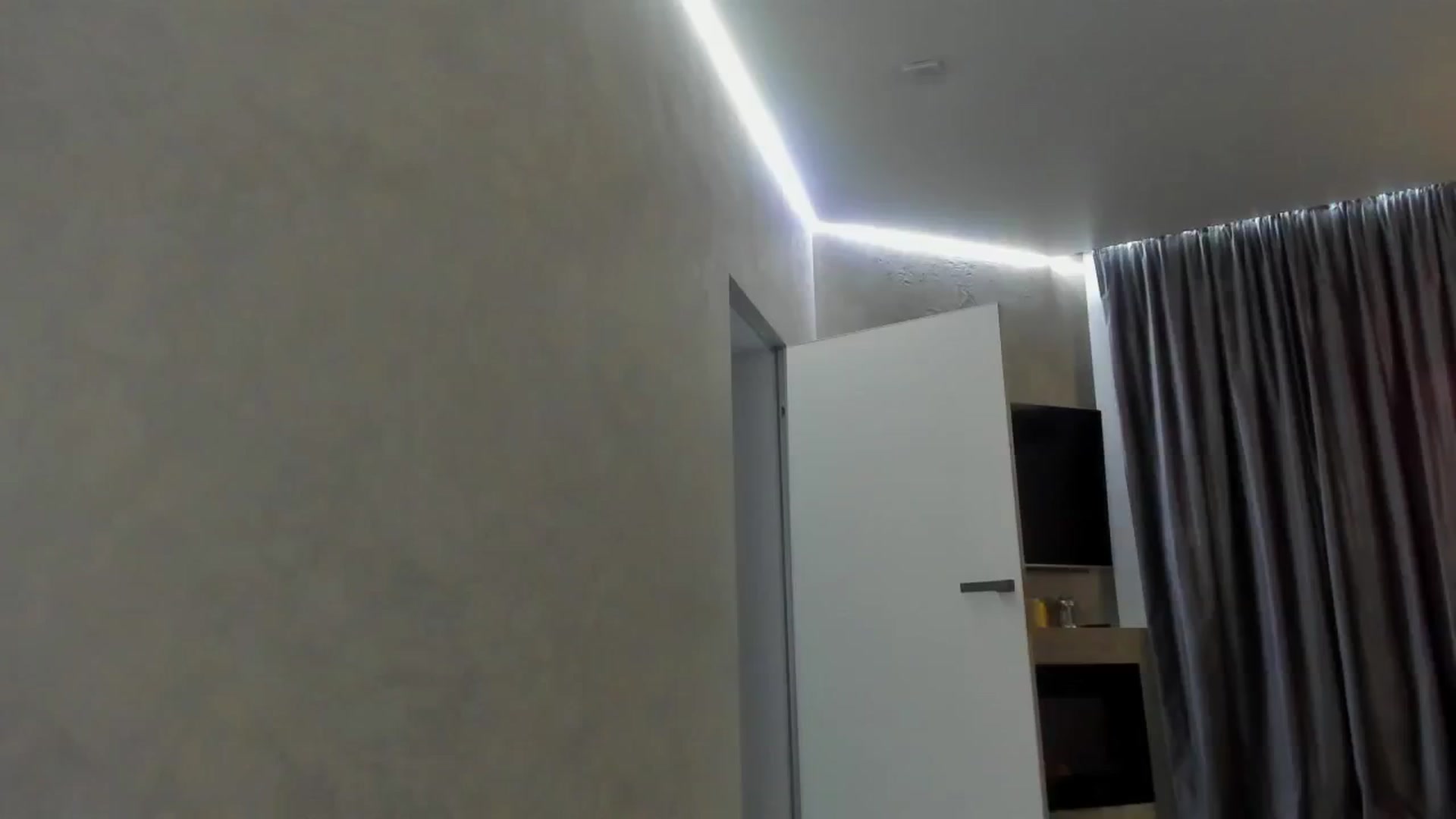 Gallery image thumbnail from DarkK__'s myfreecams stream on, 04/30/2024, 15:46 image 12 of 20