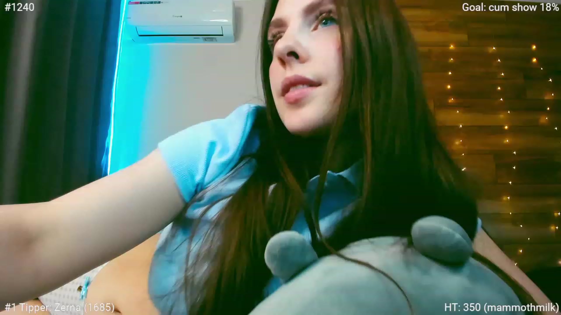 Gallery image thumbnail from DarkKate's myfreecams stream on, 12/12/2022, 07:22 image 6 of 20