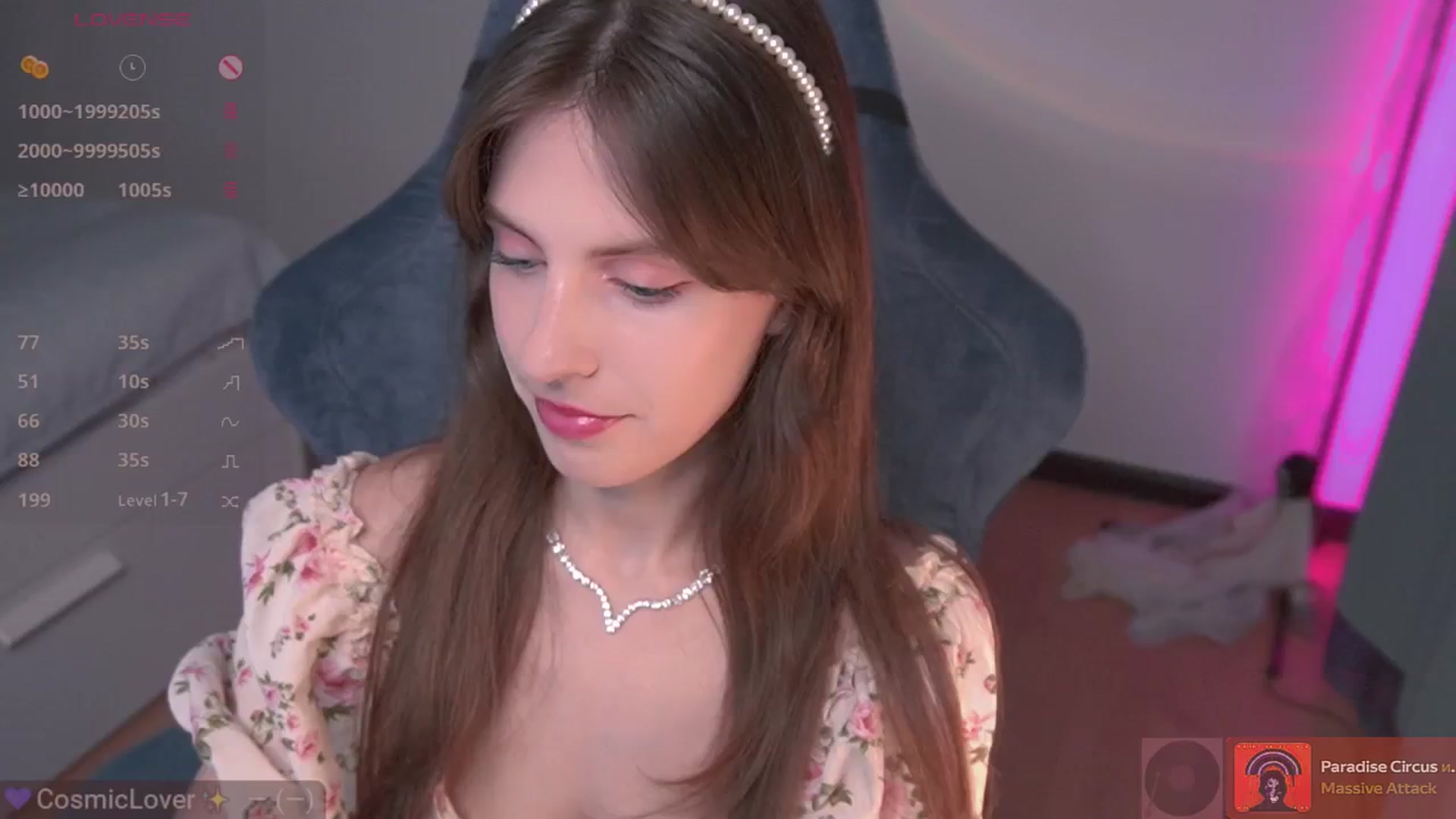 Gallery image thumbnail from DarkKate's myfreecams stream on, 10/25/2024, 12:03 image 1 of 20