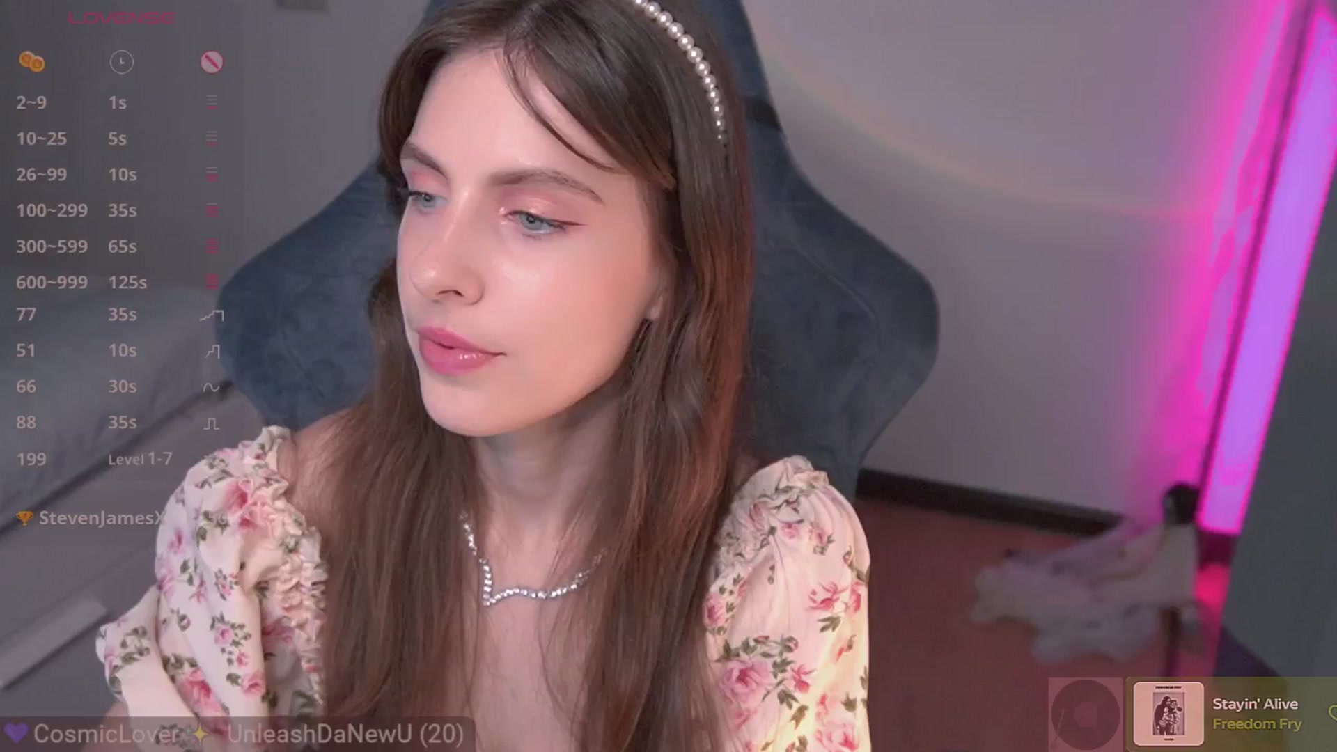 Gallery image thumbnail from DarkKate's myfreecams stream on, 10/25/2024, 12:03 image 17 of 20
