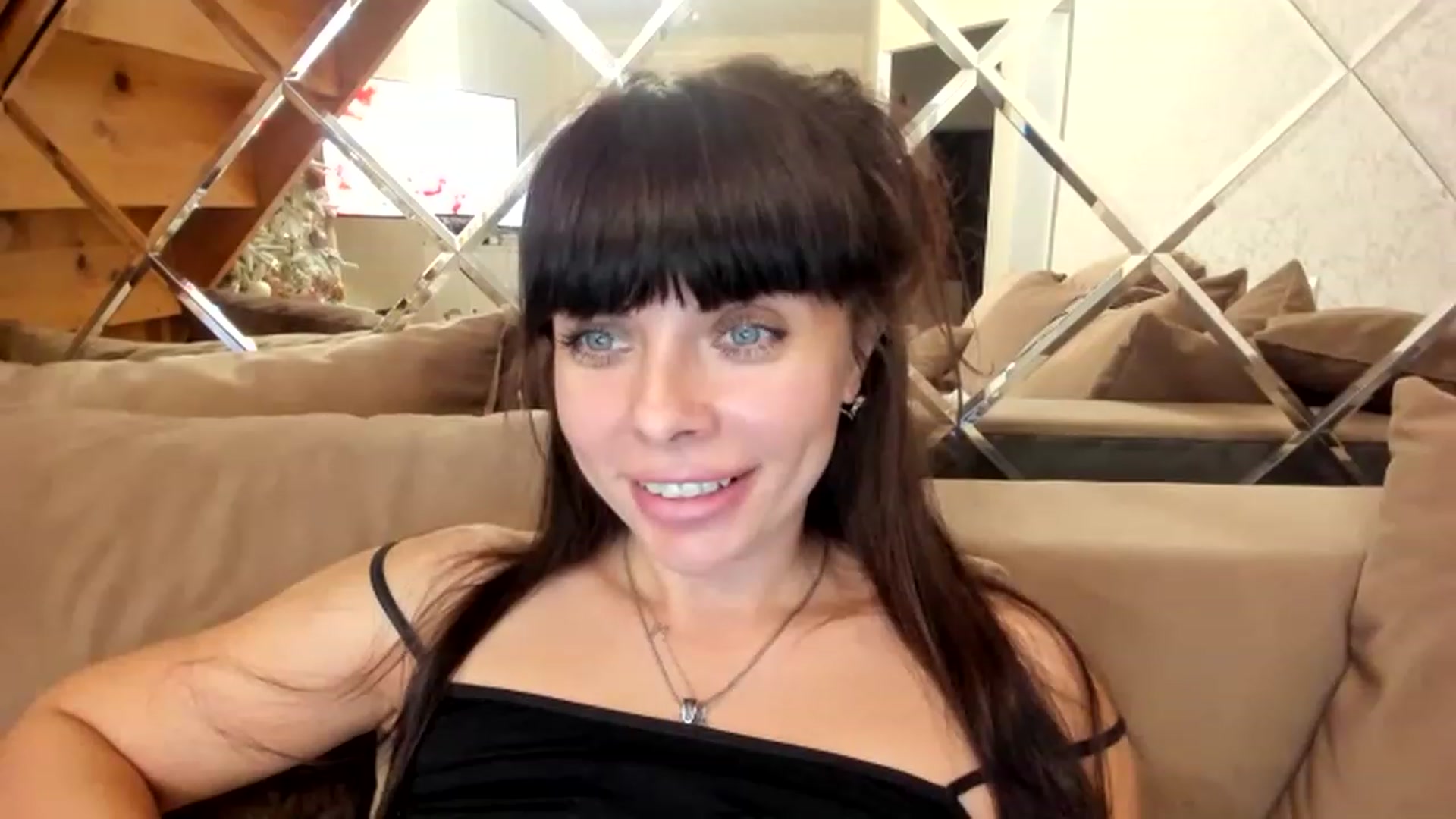 Gallery image thumbnail from Dark_Lady_'s myfreecams stream on, 12/07/2022, 14:44 image 17 of 20