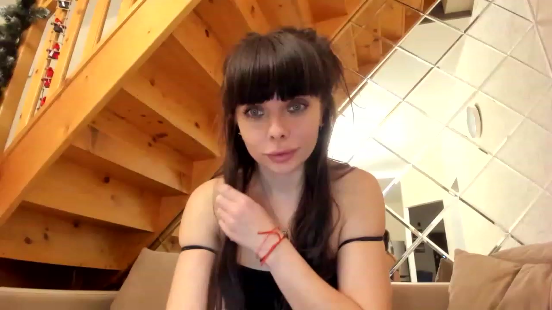 Gallery image thumbnail from Dark_Lady_'s myfreecams stream on, 12/07/2022, 16:04 image 2 of 20