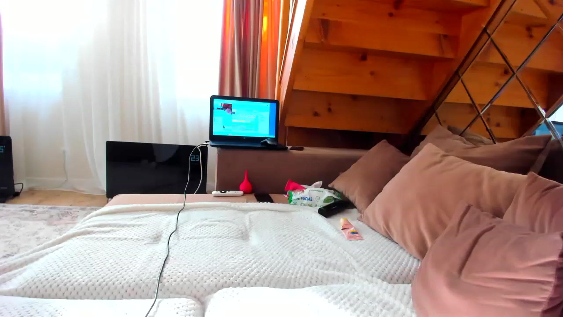 Gallery image thumbnail from Dark_Lady_'s myfreecams stream on, 01/20/2023, 11:35 image 6 of 20