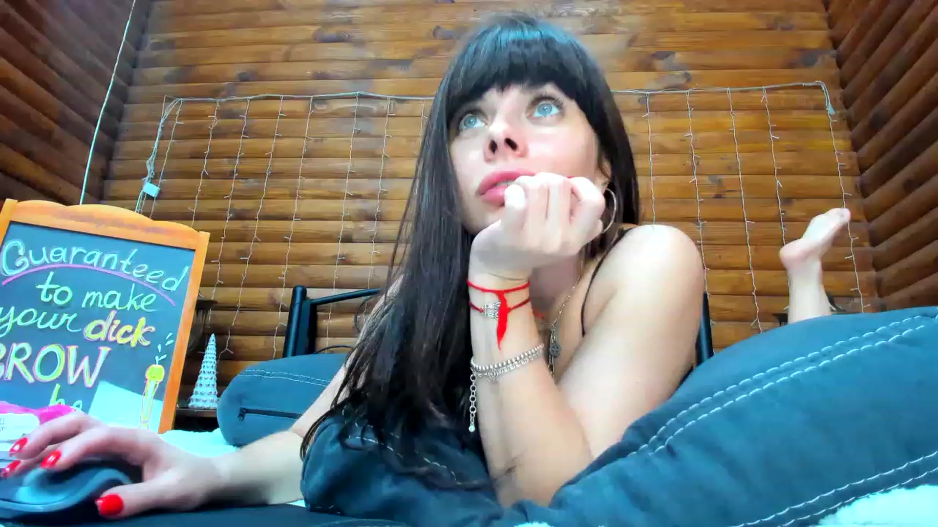 Gallery image thumbnail from Dark_Lady_'s myfreecams stream on, 04/08/2023, 11:35 image 1 of 20