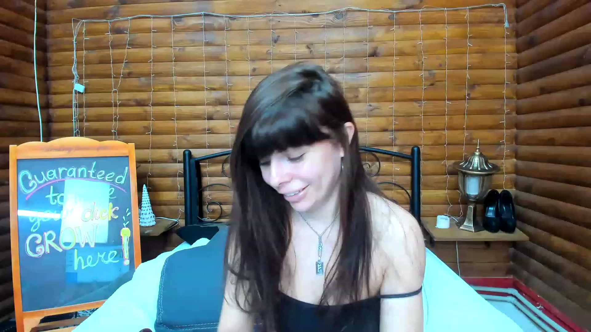 Gallery image thumbnail from Dark_Lady_'s myfreecams stream on, 04/12/2023, 05:33 image 16 of 20