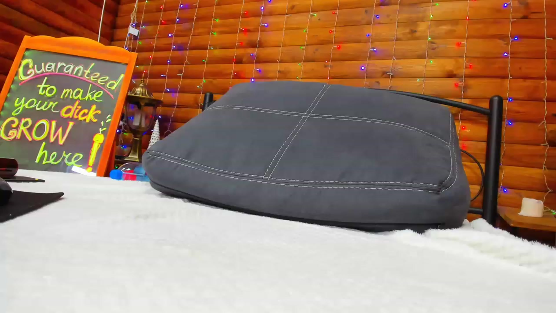 Gallery image thumbnail from Dark_Lady_'s myfreecams stream on, 04/15/2023, 07:11 image 1 of 20