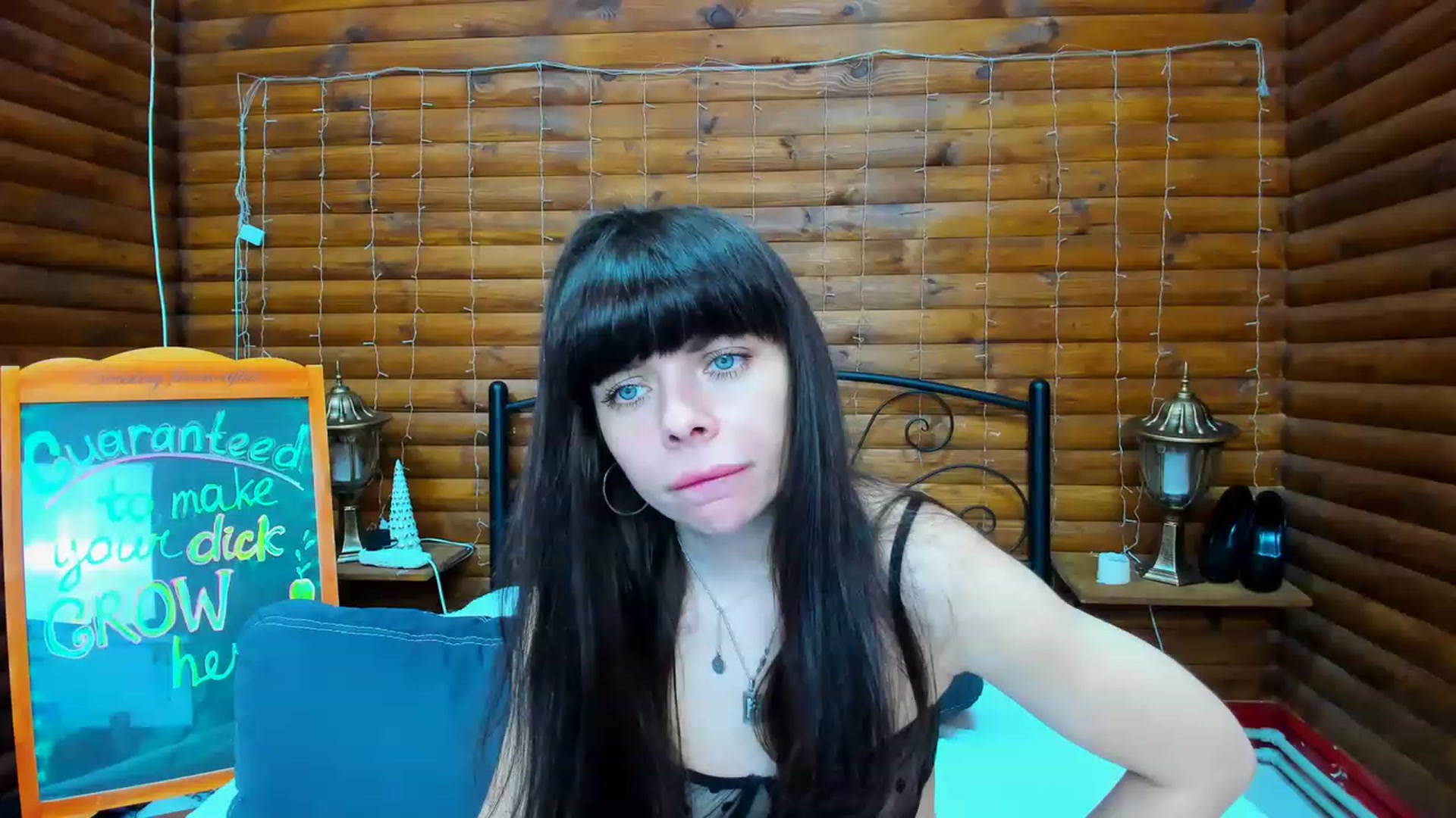 Gallery image thumbnail from Dark_Lady_'s myfreecams stream on, 04/20/2023, 04:45 image 6 of 20