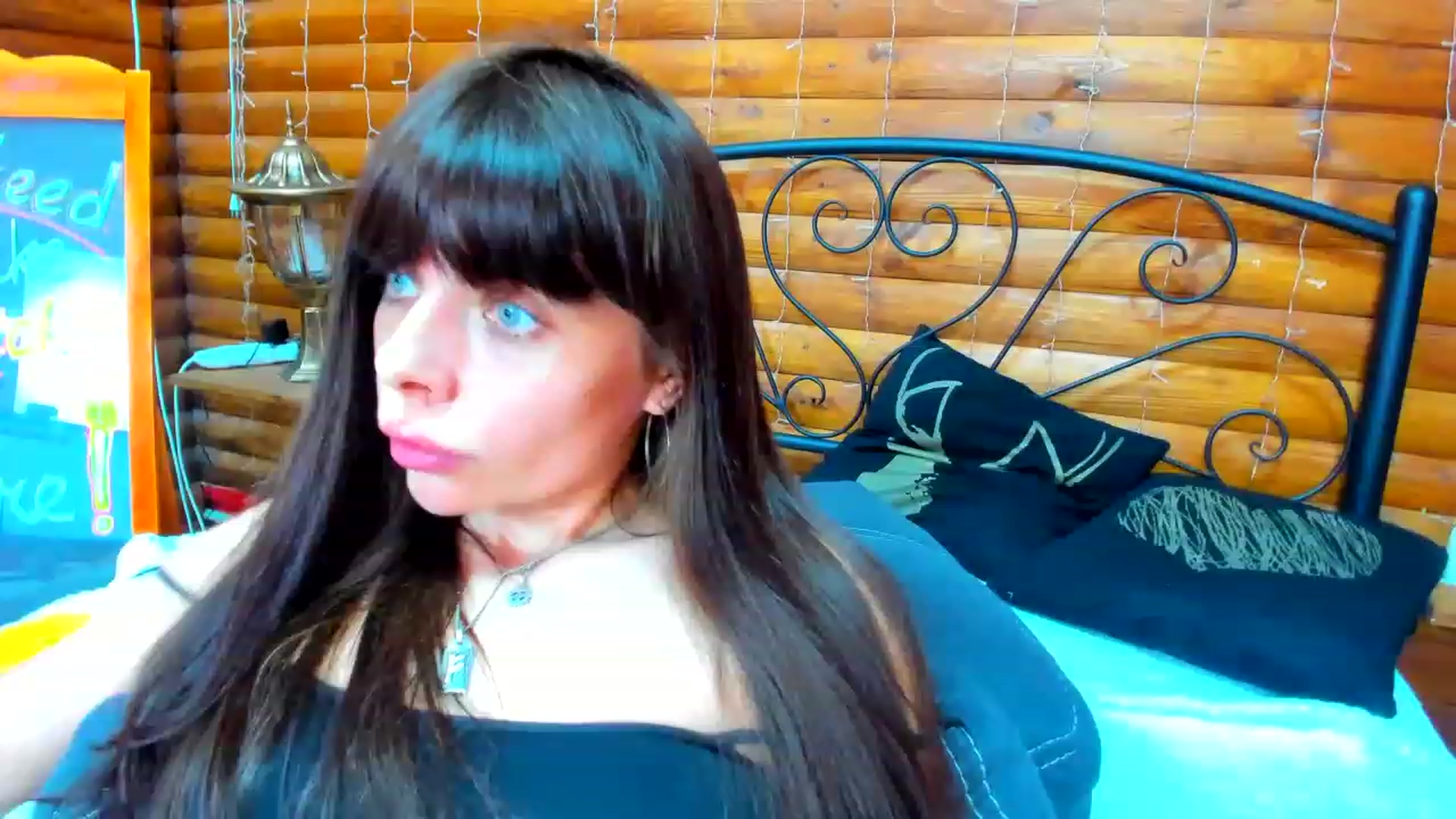 Gallery image thumbnail from Dark_Lady_'s myfreecams stream on, 05/10/2023, 10:20 image 2 of 20