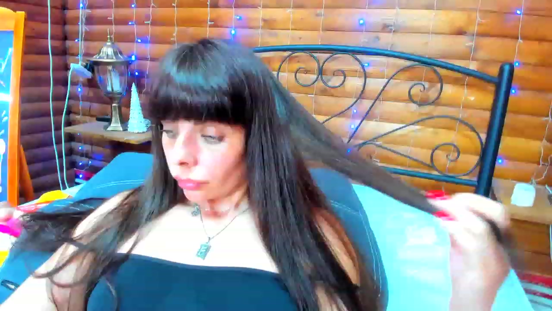 Gallery image thumbnail from Dark_Lady_'s myfreecams stream on, 05/17/2023, 08:12 image 3 of 20