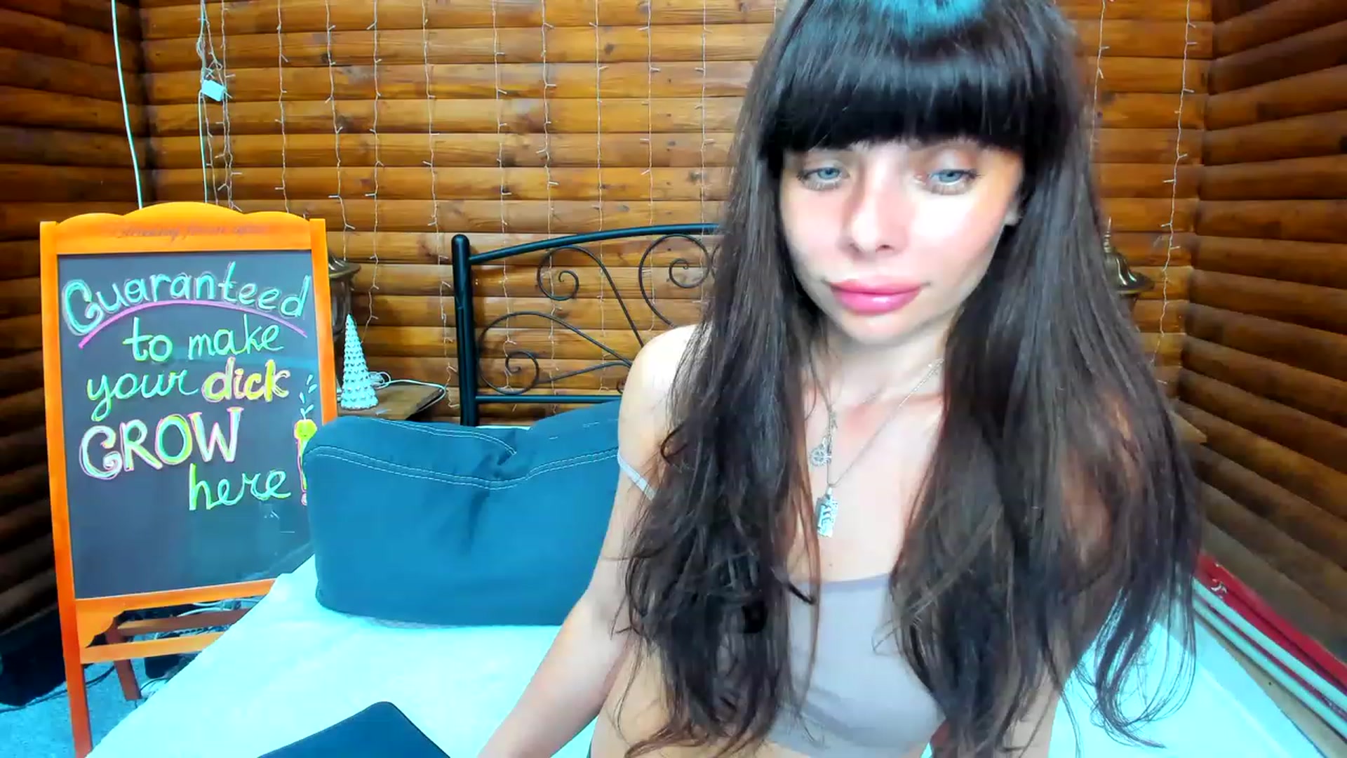 Gallery image thumbnail from Dark_Lady_'s myfreecams stream on, 05/25/2023, 08:50 image 10 of 20