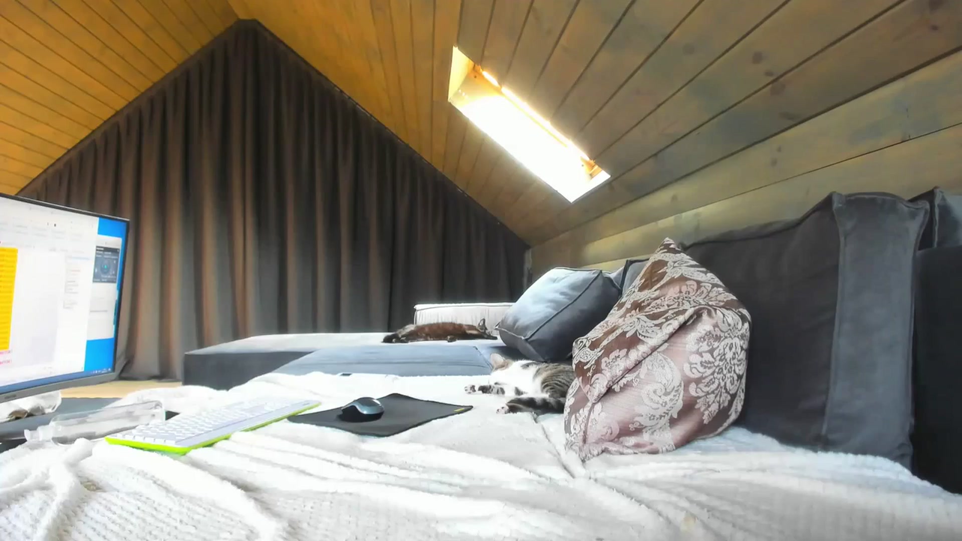 Gallery image thumbnail from Dark_Lady_'s myfreecams stream on, 09/04/2023, 13:48 image 16 of 20