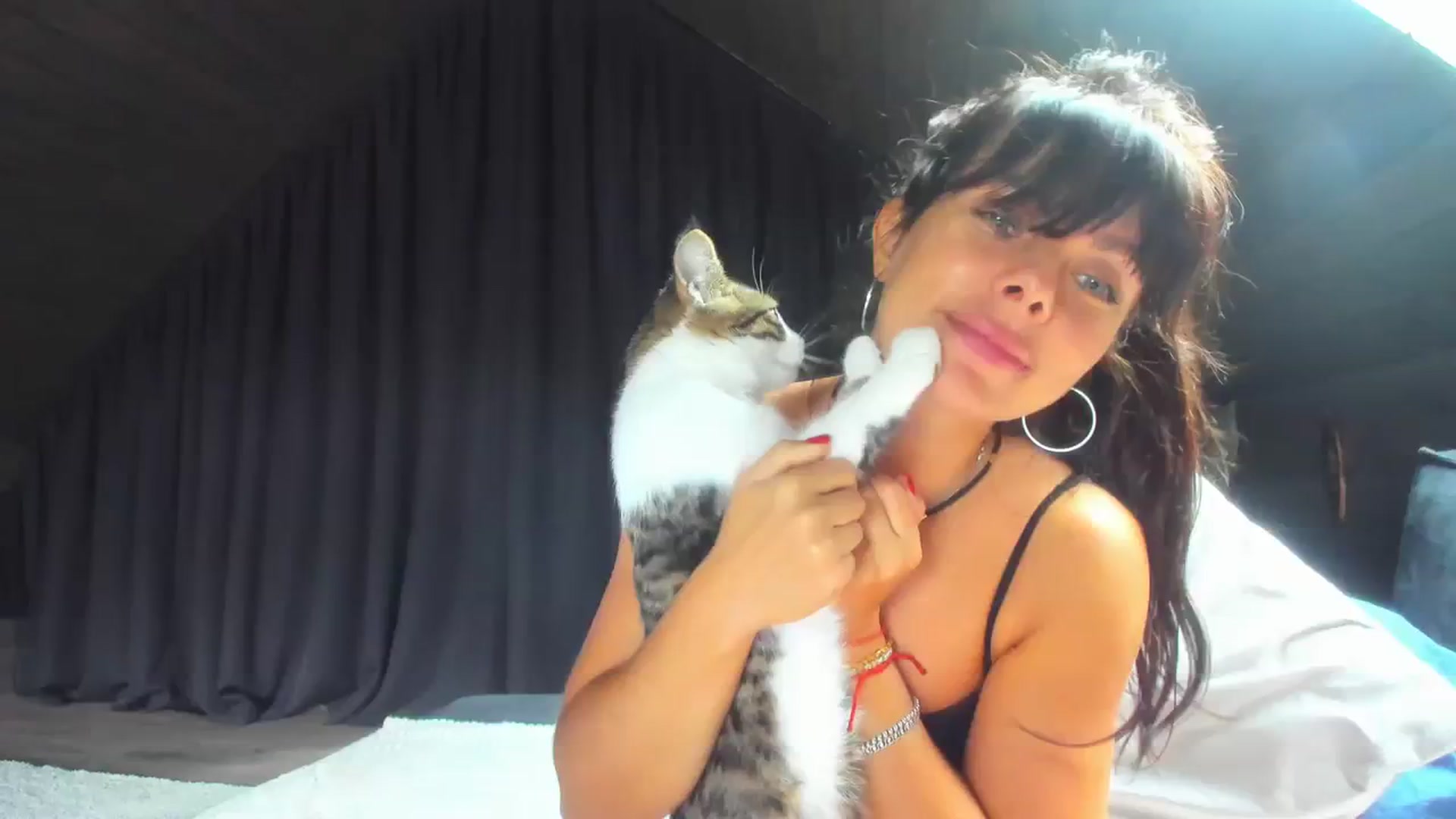 Gallery image thumbnail from Dark_Lady_'s myfreecams stream on, 10/28/2023, 12:13 image 1 of 20