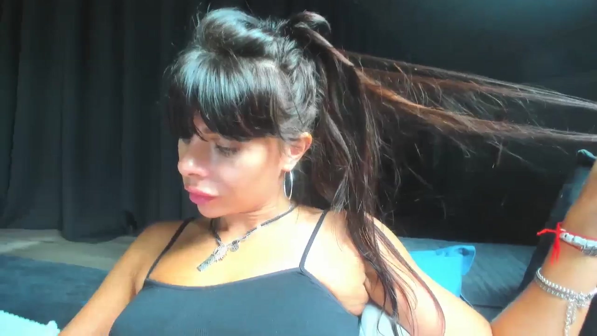 Gallery image thumbnail from Dark_Lady_'s myfreecams stream on, 10/28/2023, 12:13 image 10 of 20