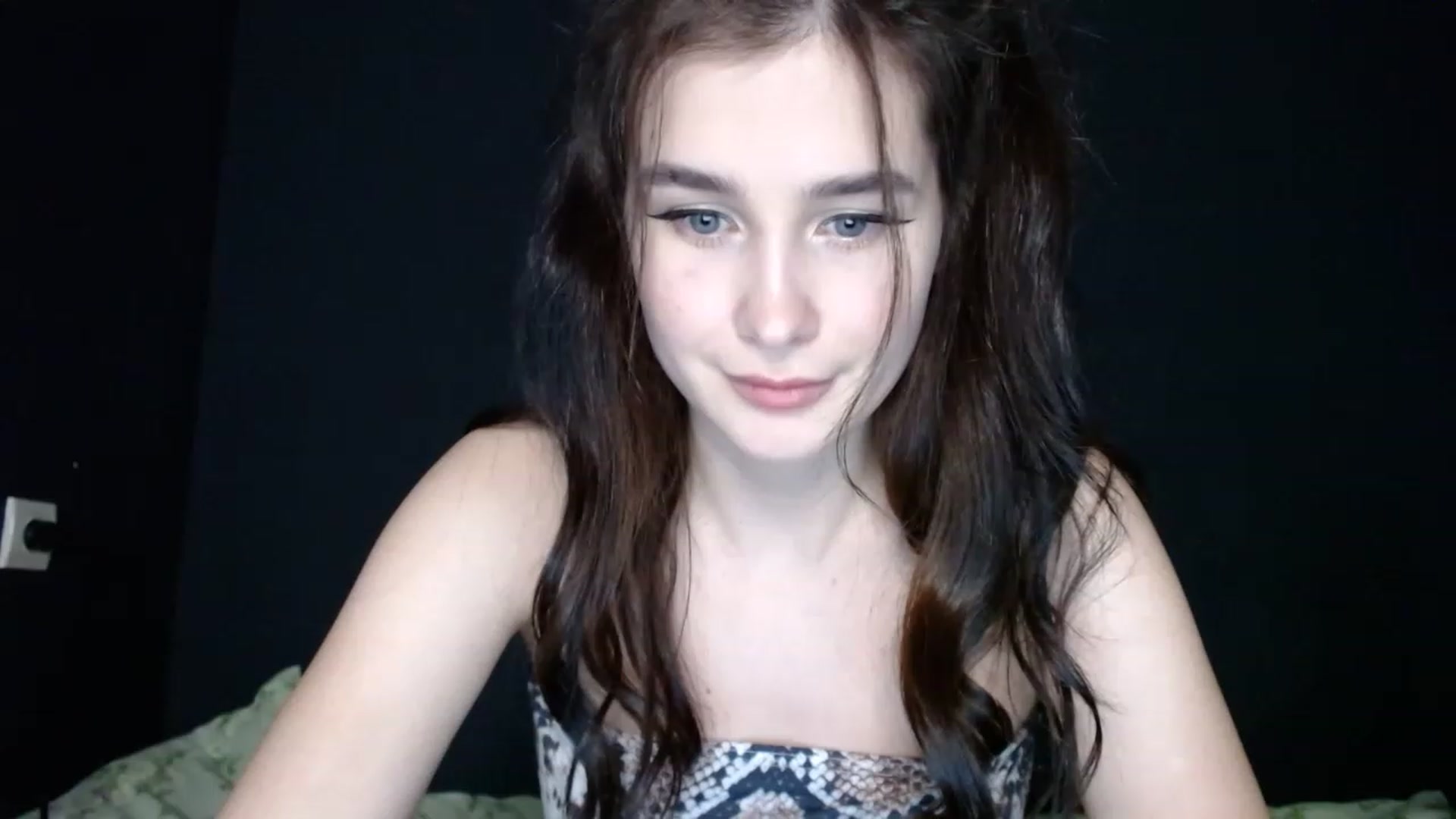 Gallery image thumbnail from Dark_angel_02's myfreecams stream on, 01/09/2023, 01:06 image 14 of 20