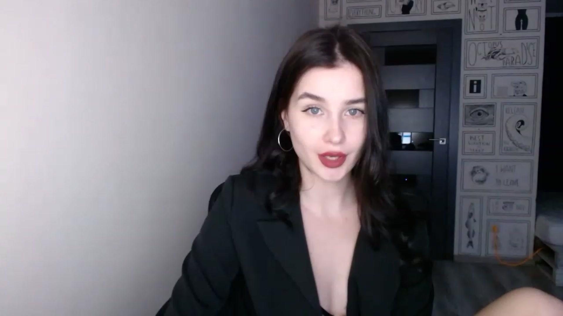 Gallery image thumbnail from Dark_angel_02's myfreecams stream on, 02/11/2023, 18:31 image 3 of 20