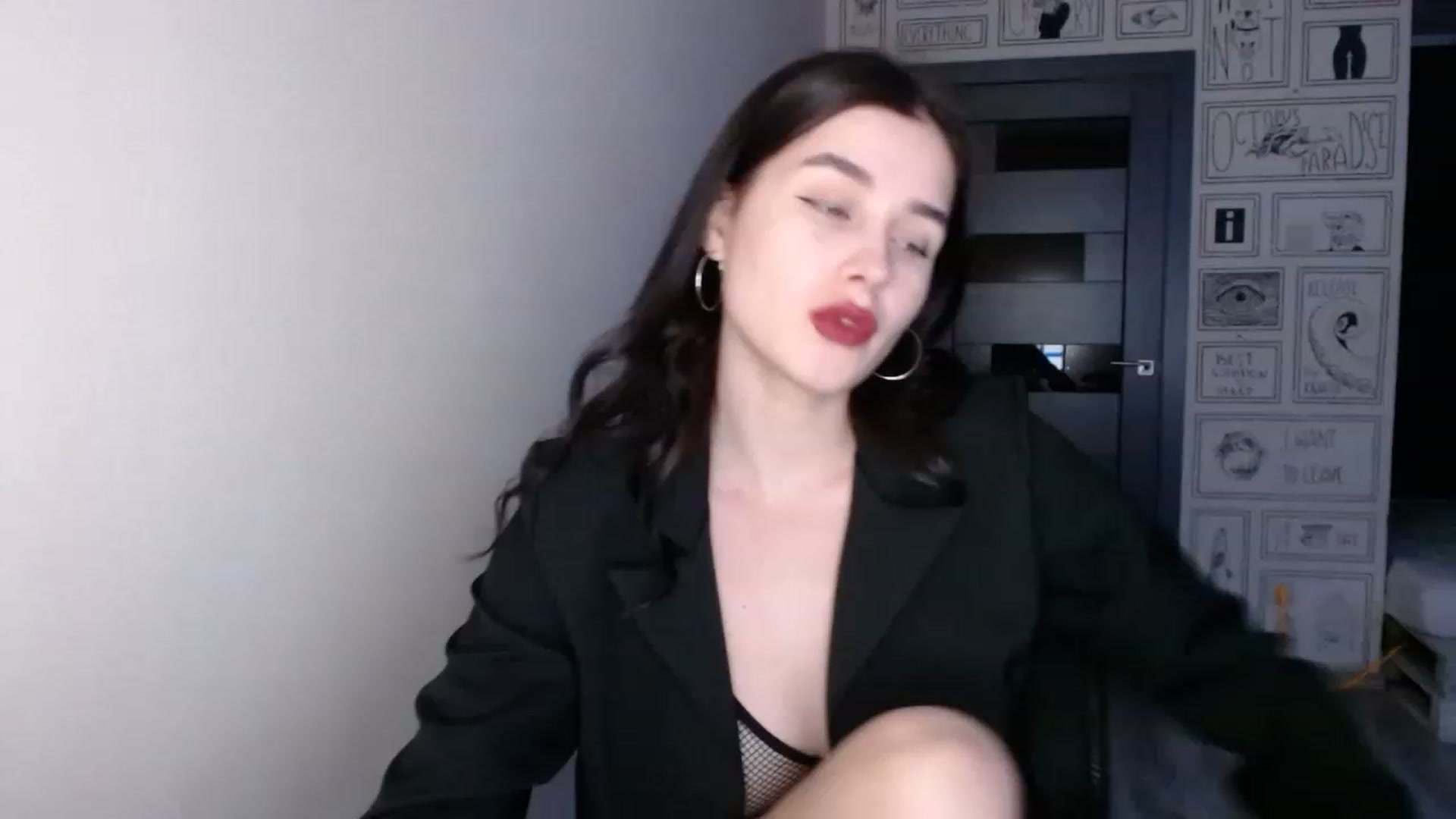 Gallery image thumbnail from Dark_angel_02's myfreecams stream on, 02/11/2023, 18:31 image 13 of 20