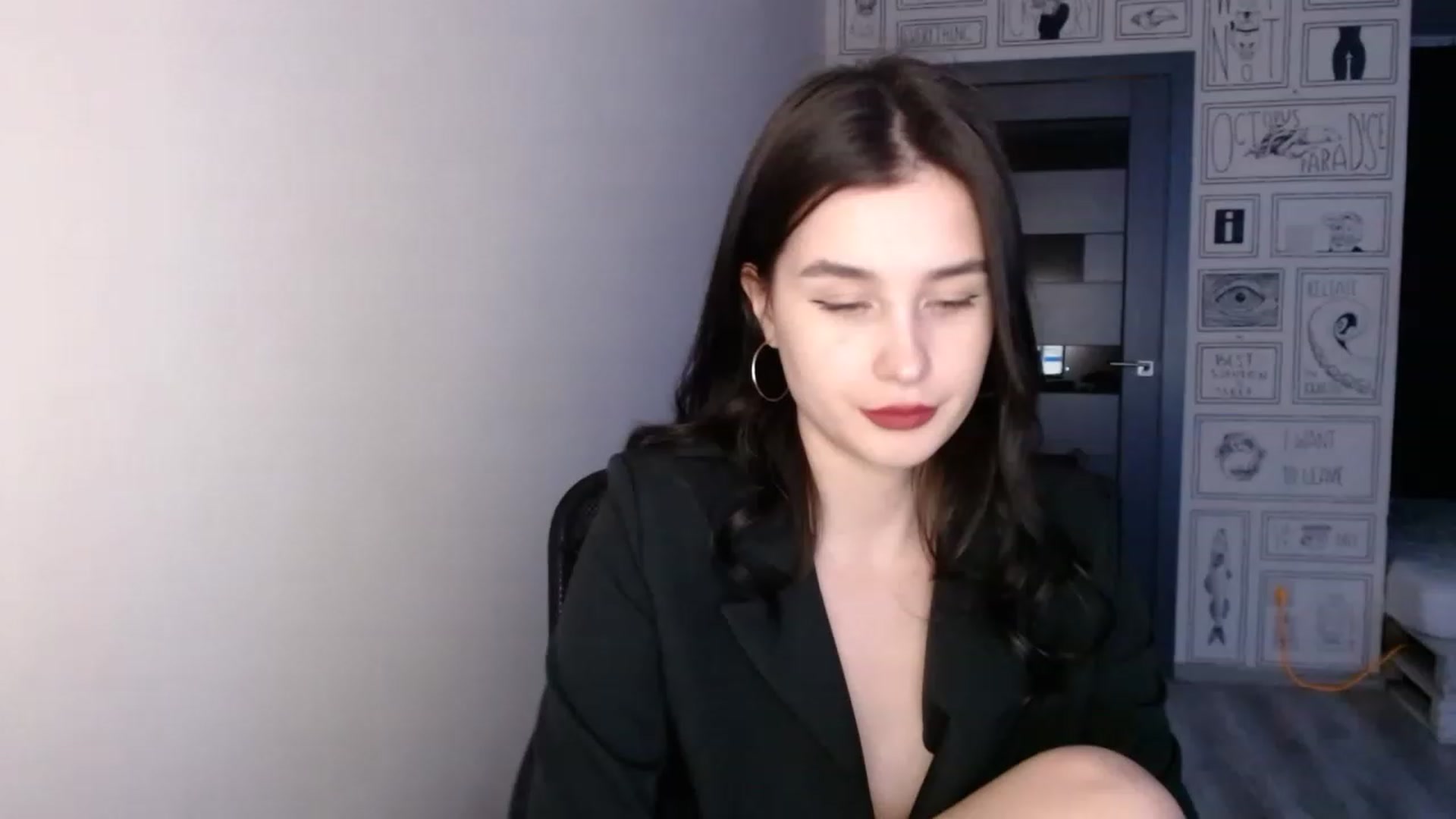 Gallery image thumbnail from Dark_angel_02's myfreecams stream on, 02/11/2023, 18:31 image 5 of 20