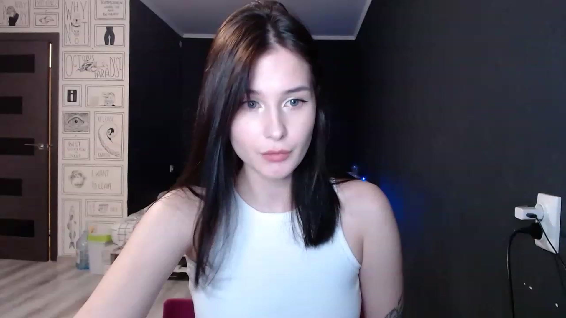 Gallery image thumbnail from Dark_angel_02's myfreecams stream on, 07/14/2023, 24:19 image 19 of 20